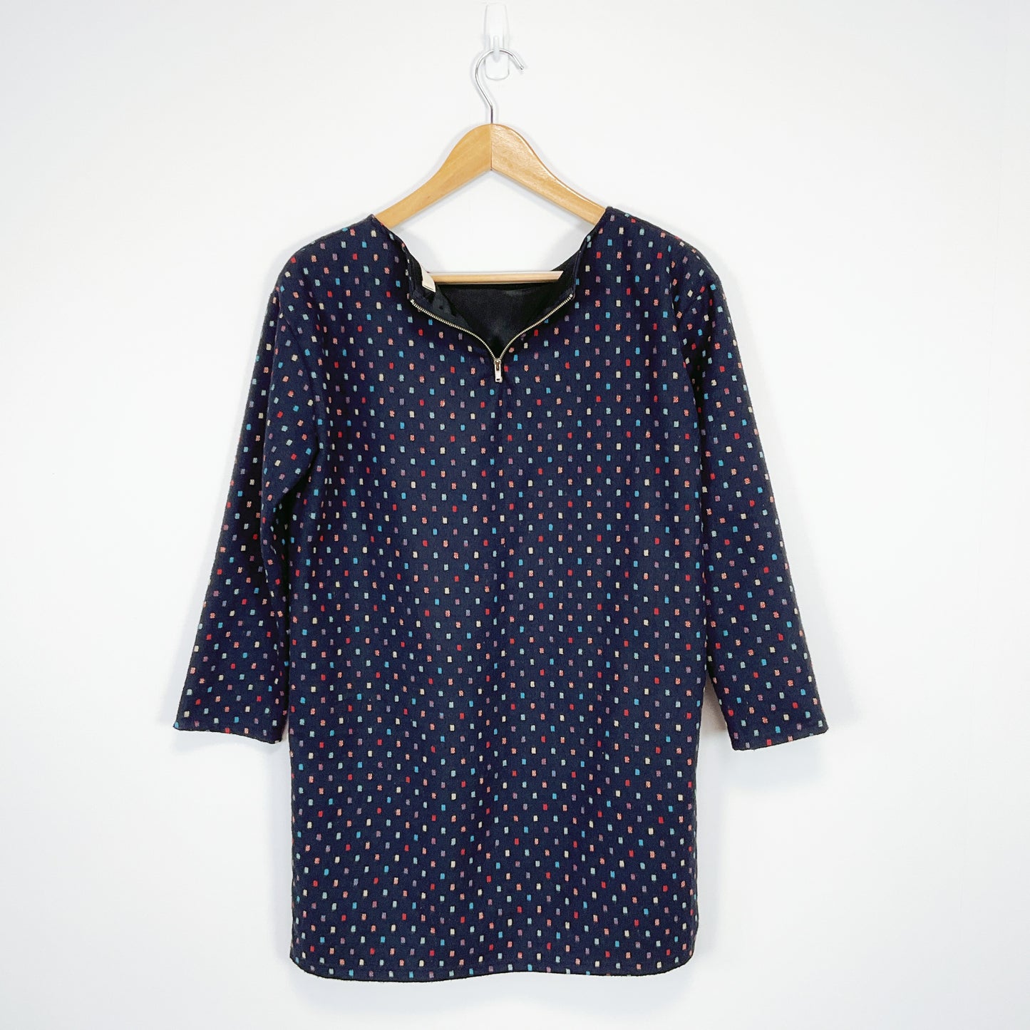 TOPTEN - Navy Blue Polka Dot Top