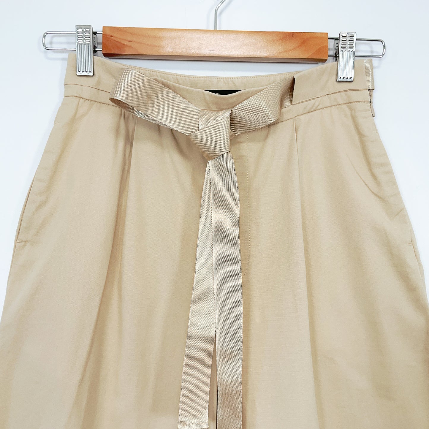 Urban Revivo - Wide-Leg Belted Trousers – Beige