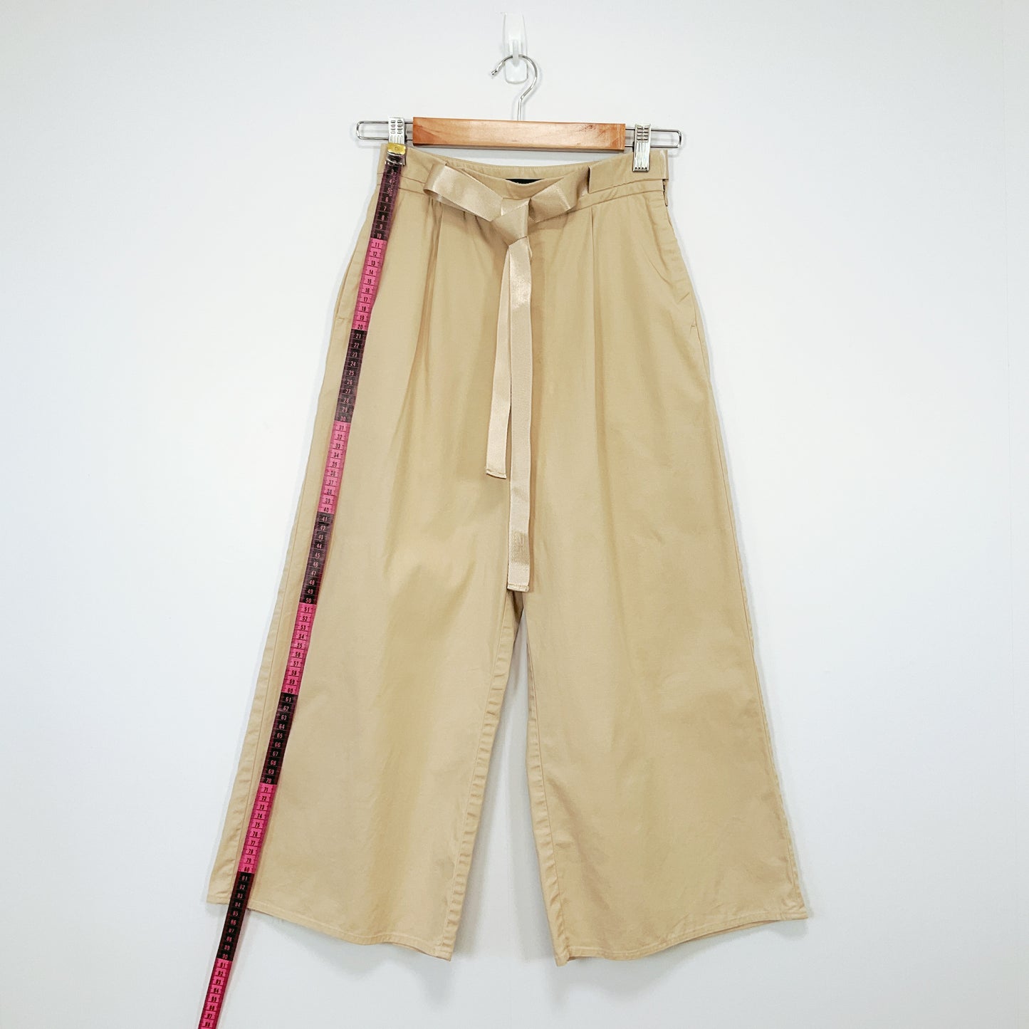 Urban Revivo - Wide-Leg Belted Trousers – Beige