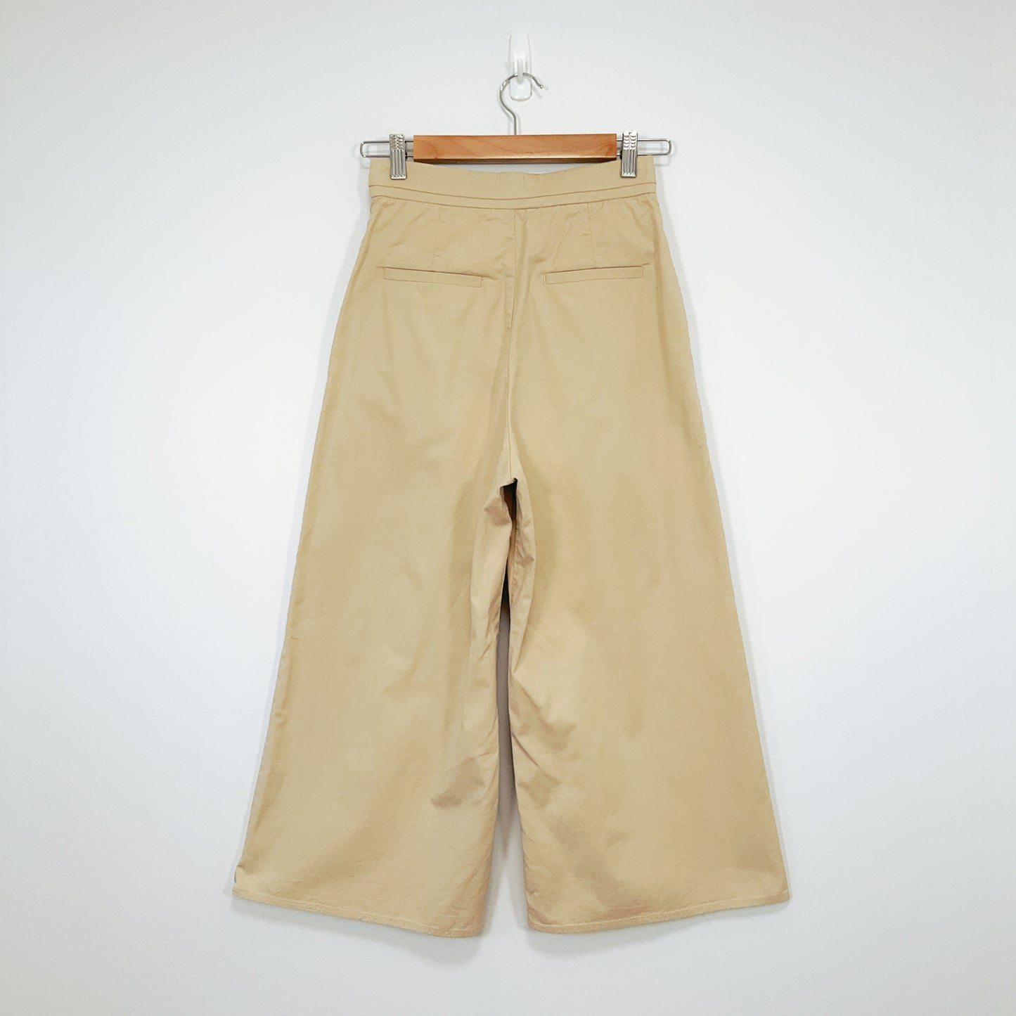 Urban Revivo - Wide-Leg Belted Trousers – Beige