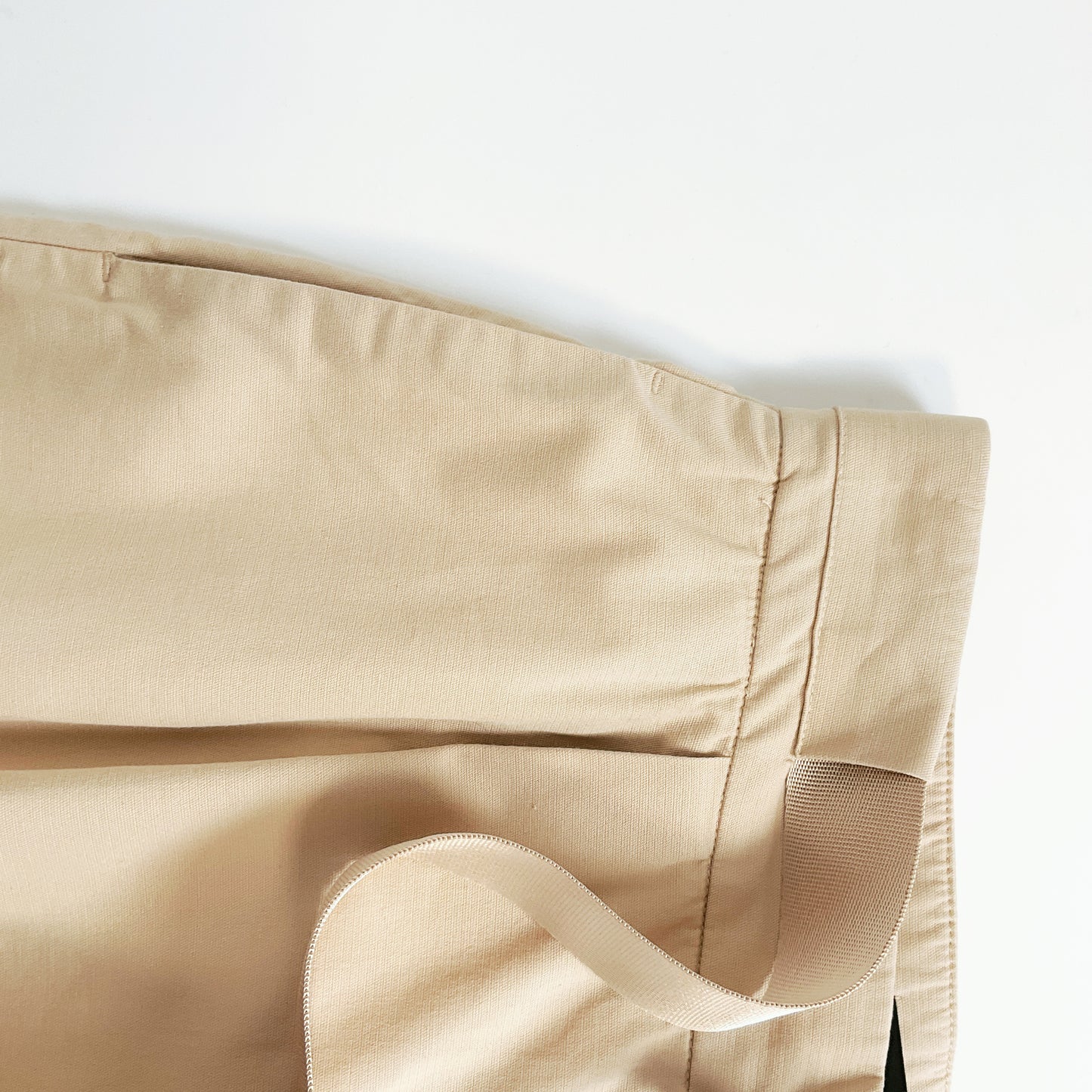 Urban Revivo - Wide-Leg Belted Trousers – Beige