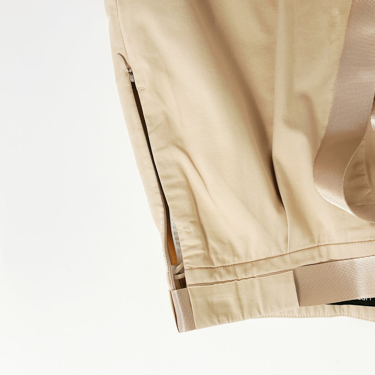 Urban Revivo - Wide-Leg Belted Trousers – Beige