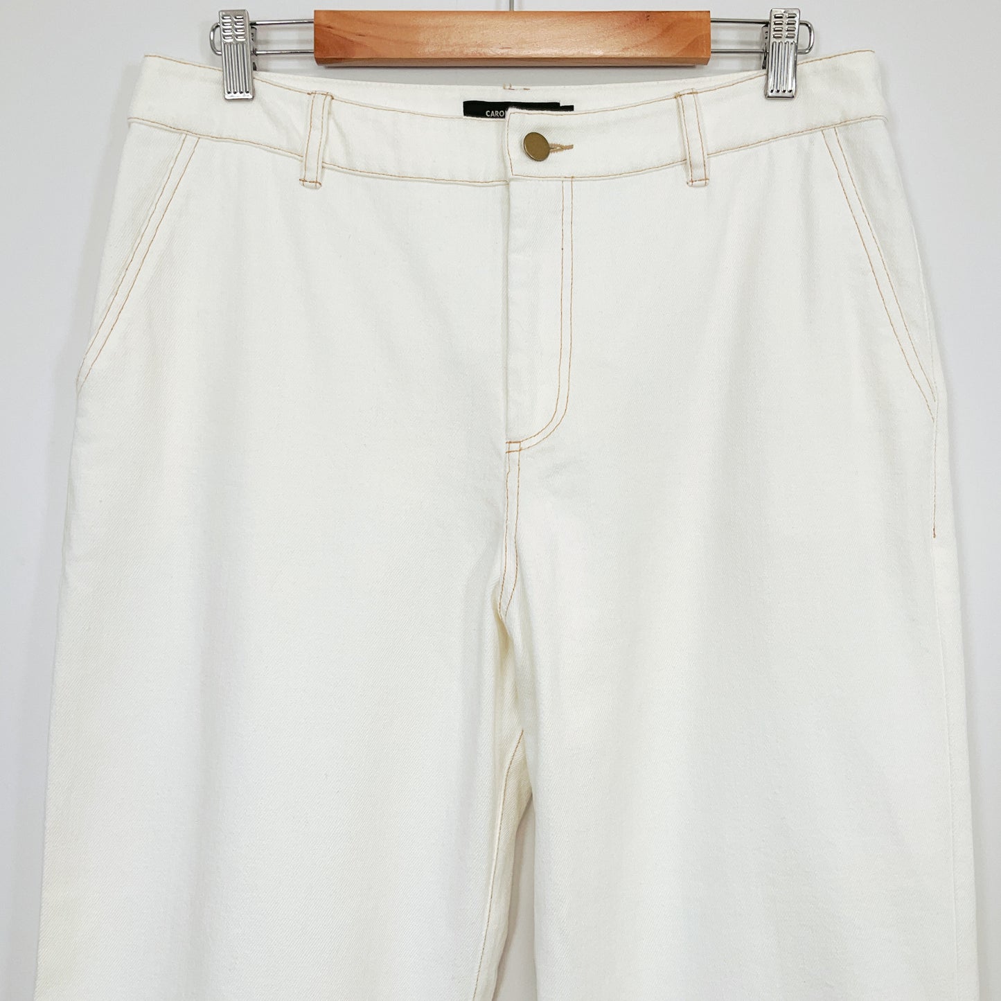 Caroline Sills - White Caro Jean