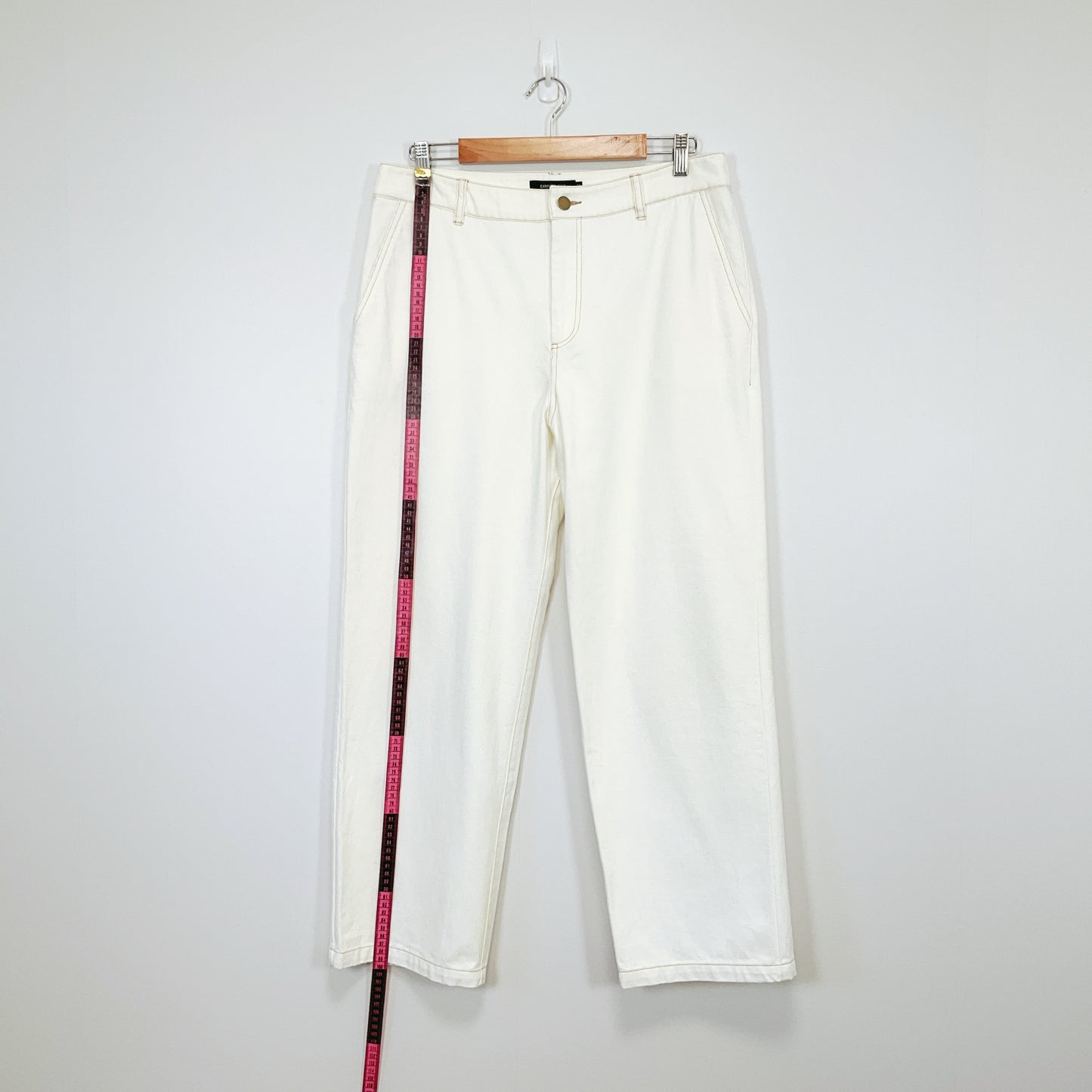 Caroline Sills - White Caro Jean