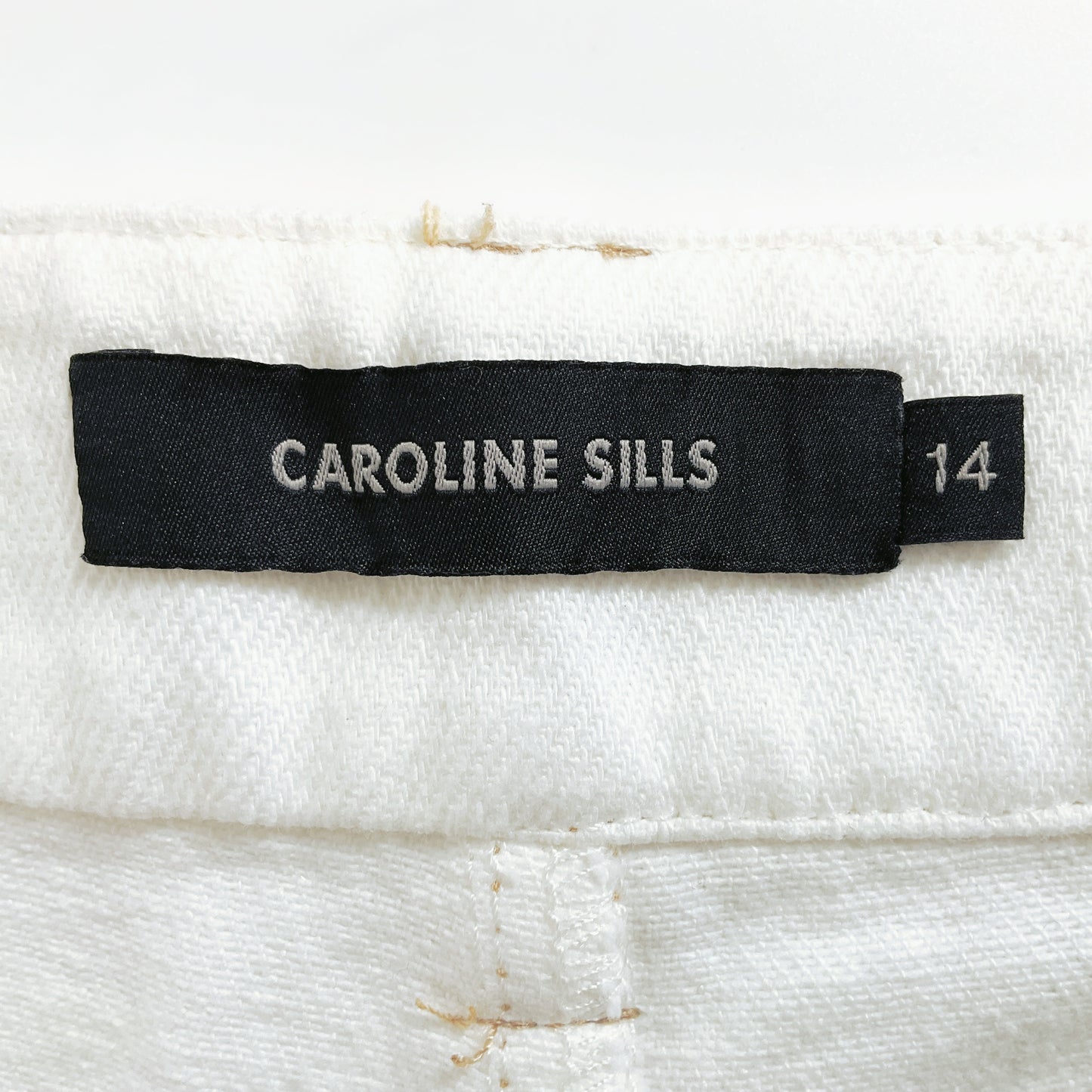 Caroline Sills - White Caro Jean