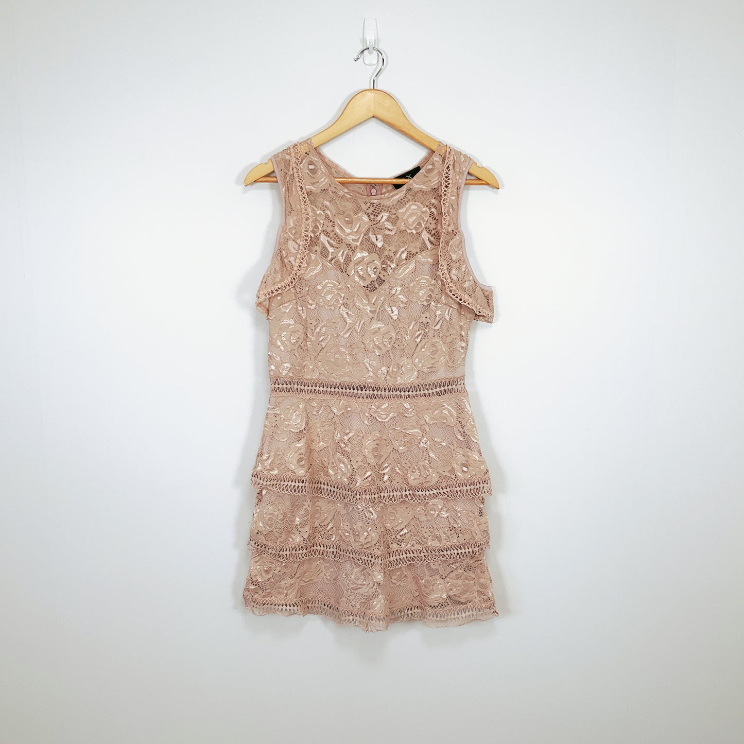 AX Paris - Off-Shoulder Flutter Sleeves Lace Mini Dress
