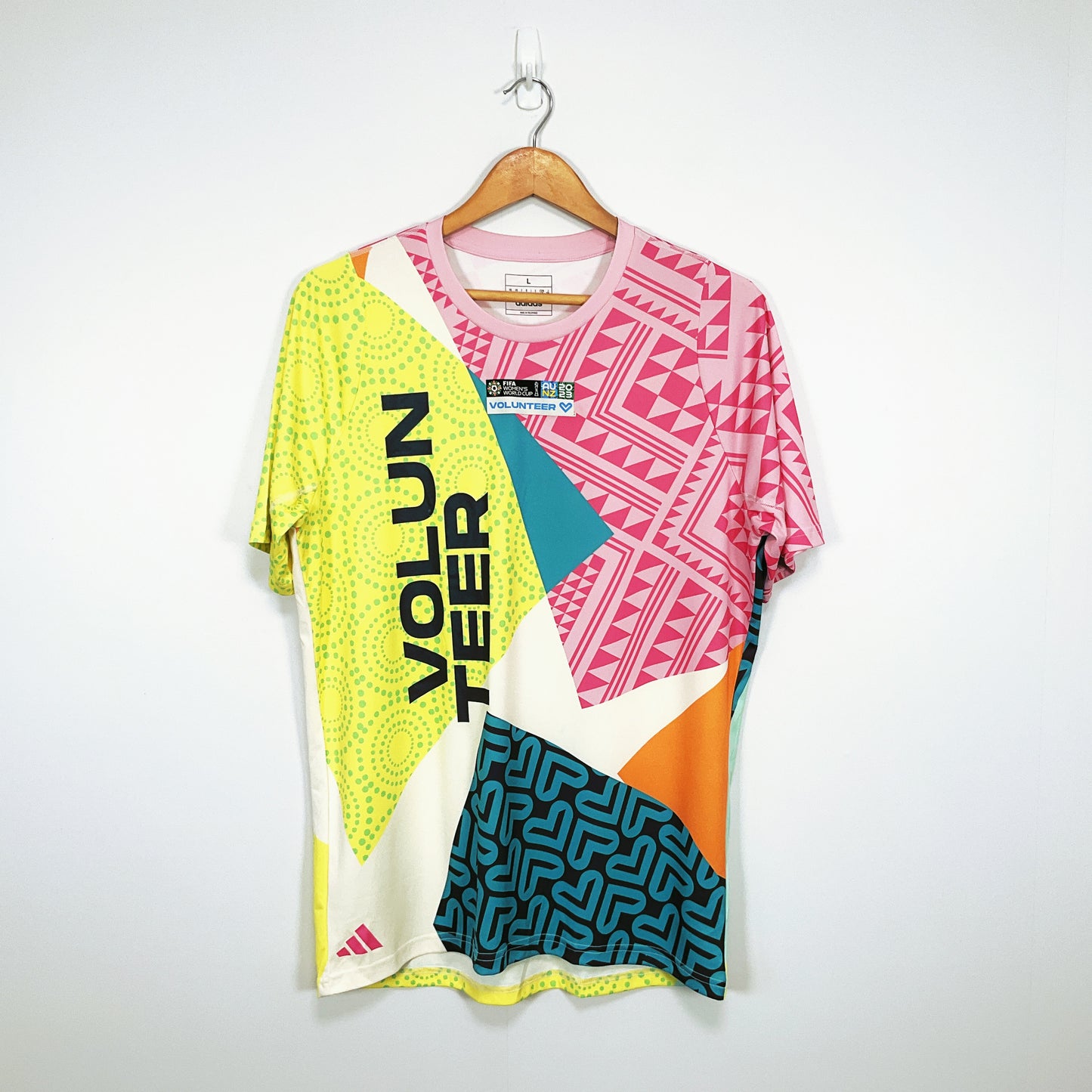 ADIDAS - FIFA Womens World Cup 2023 Volunteer Short Sleeved Top
