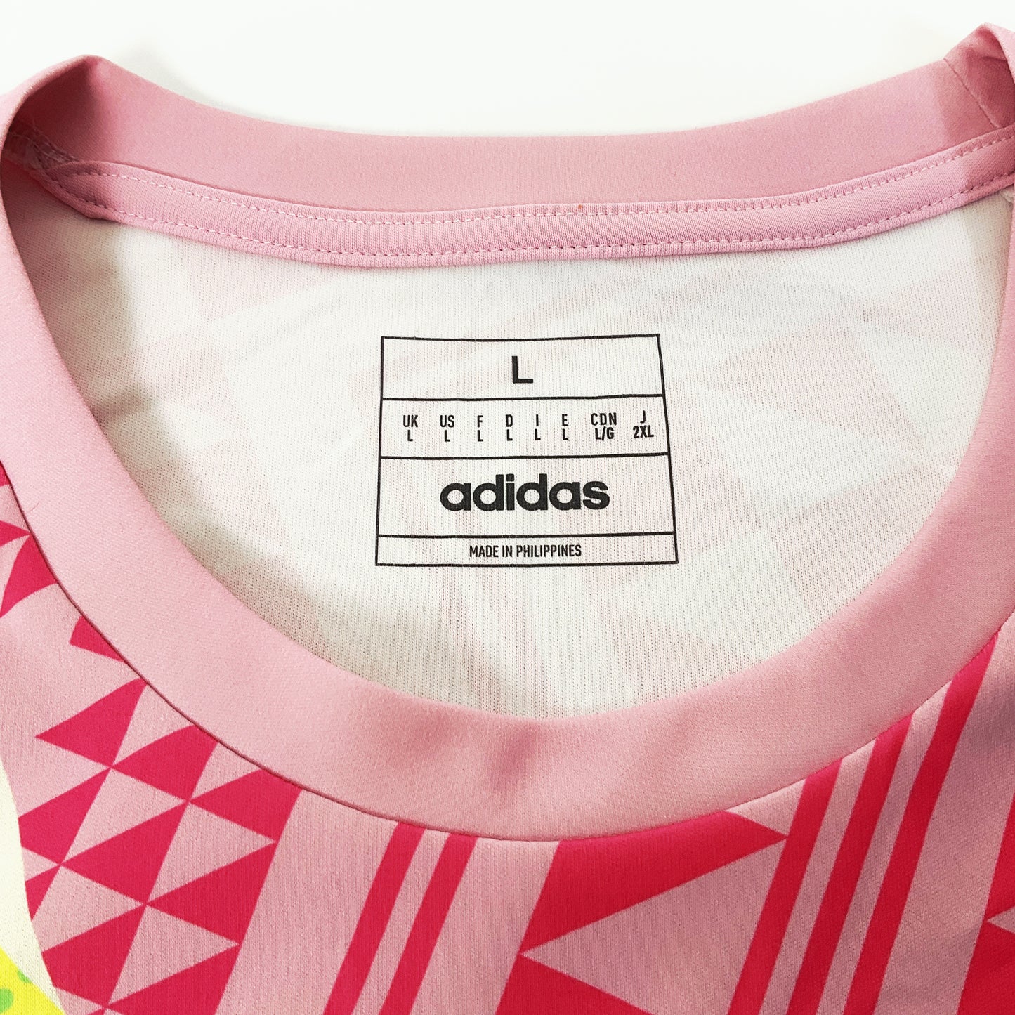 ADIDAS - FIFA Womens World Cup 2023 Volunteer Short Sleeved Top