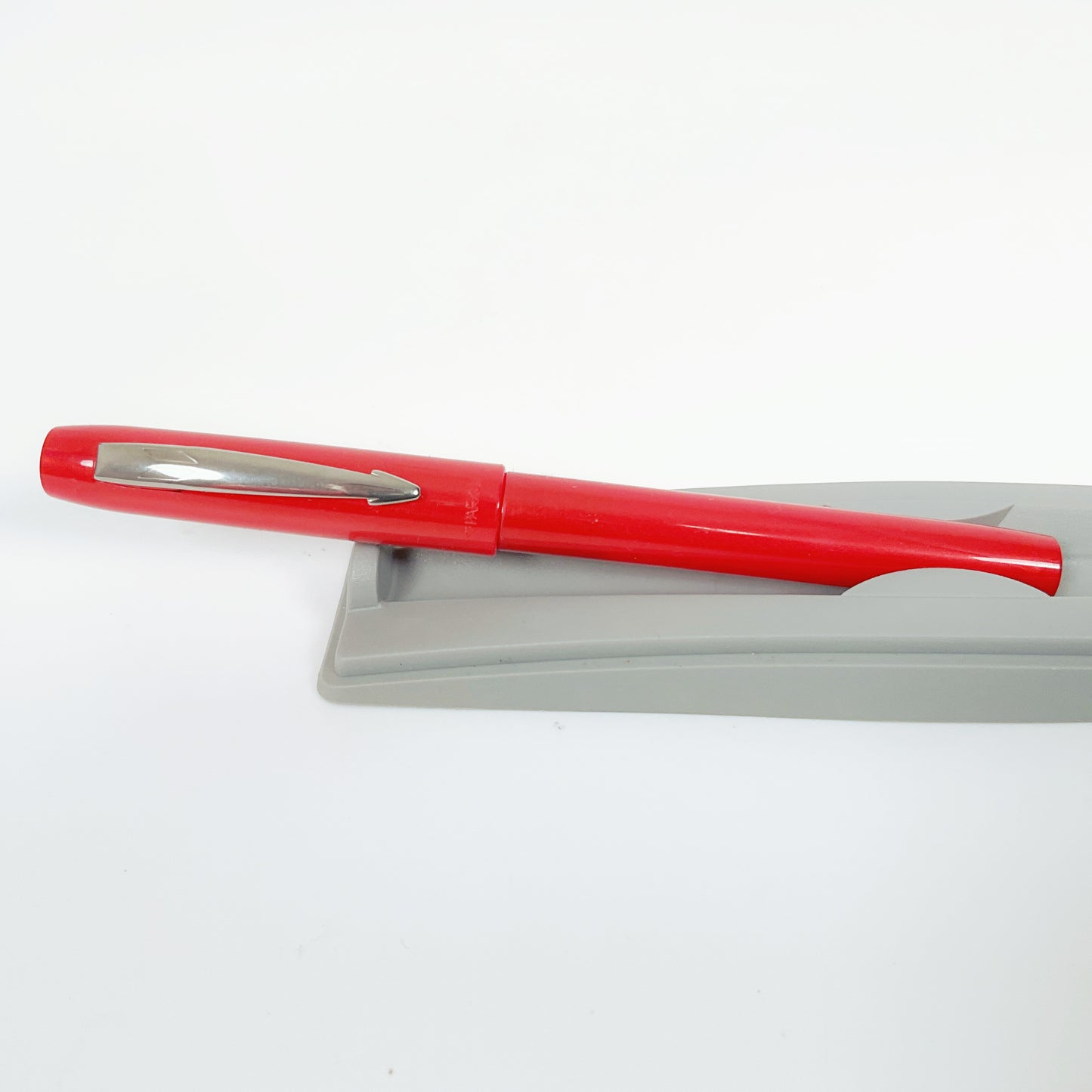 Parker - Vintage Red Reflex Cartridge Fill Pen
