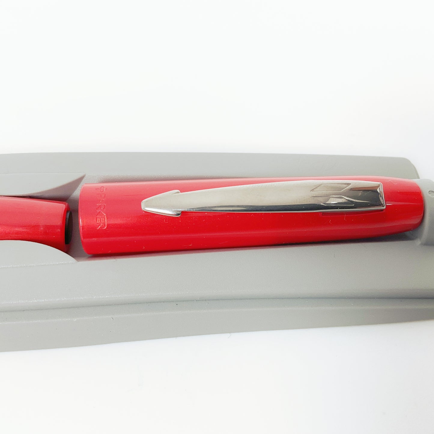 Parker - Vintage Red Reflex Cartridge Fill Pen