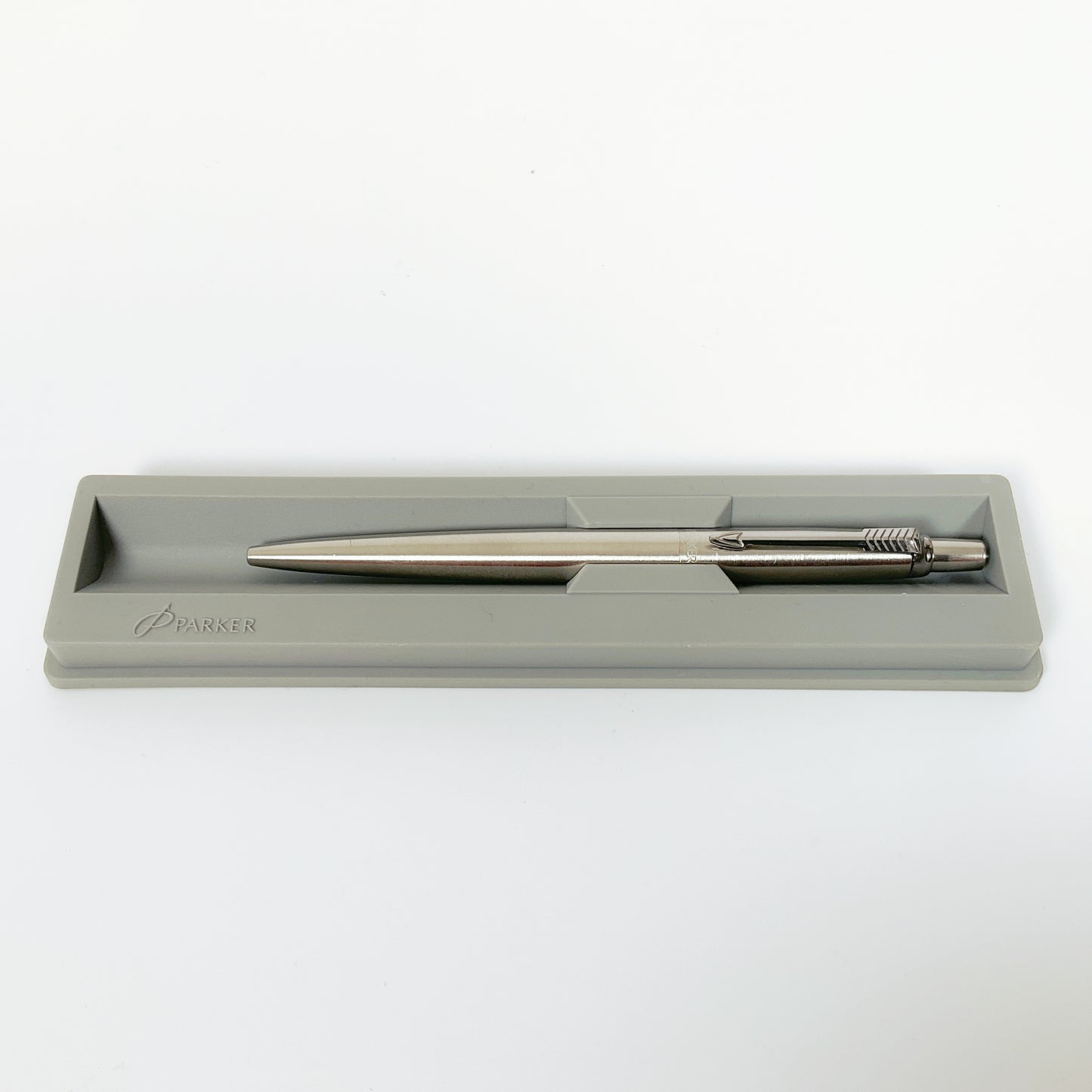 Parker  - Jotter Regractable Ball Point Pen - Silver
