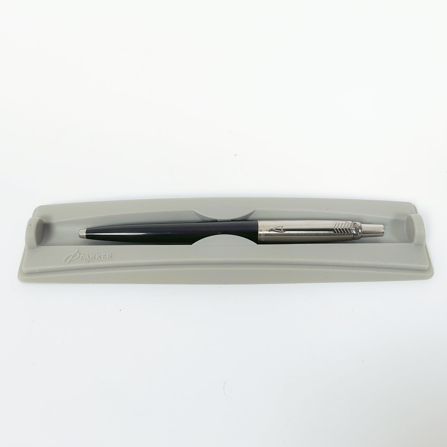 Parker Jotter - Regractable Ball Point Pen - Black