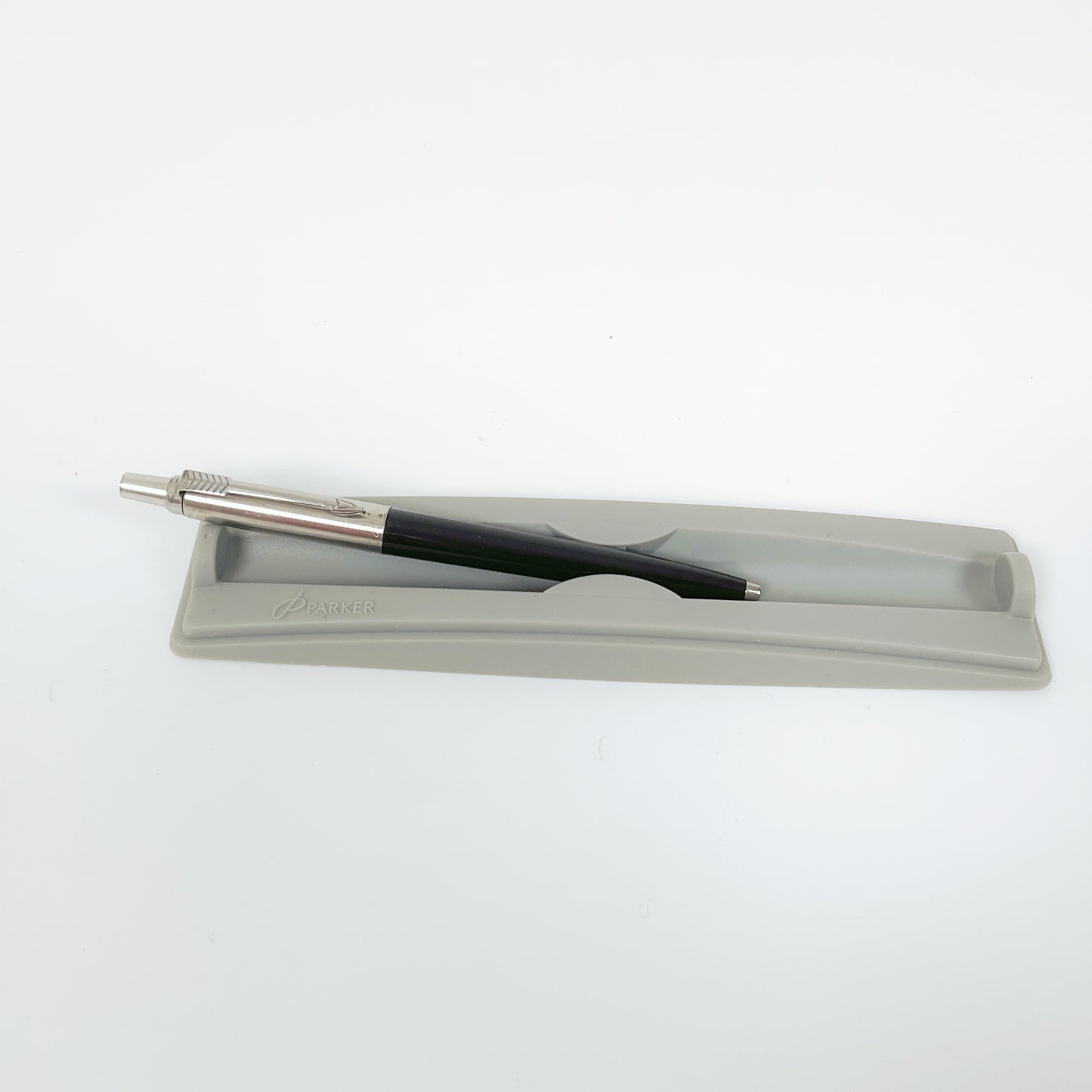 Parker Jotter - Regractable Ball Point Pen - Black