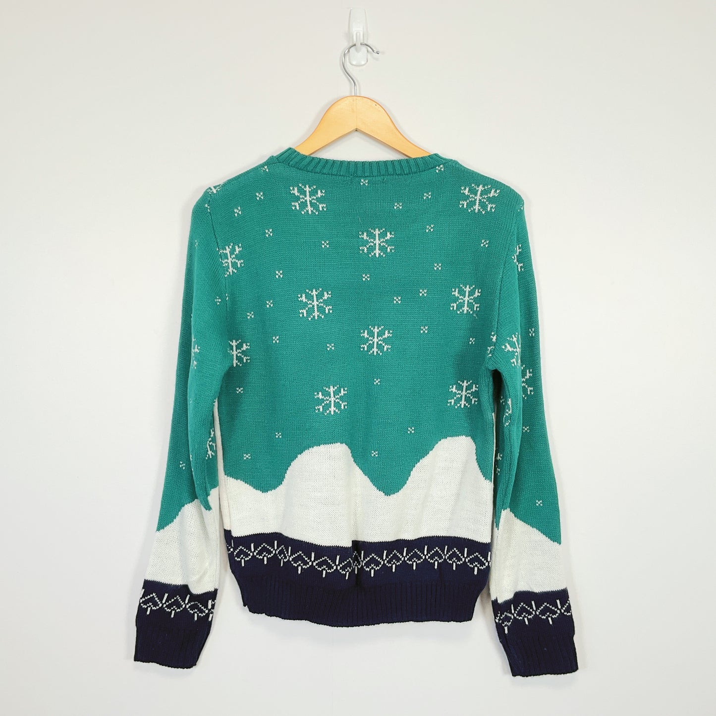 Boohoo - Willow Penguin Christmas Jumper