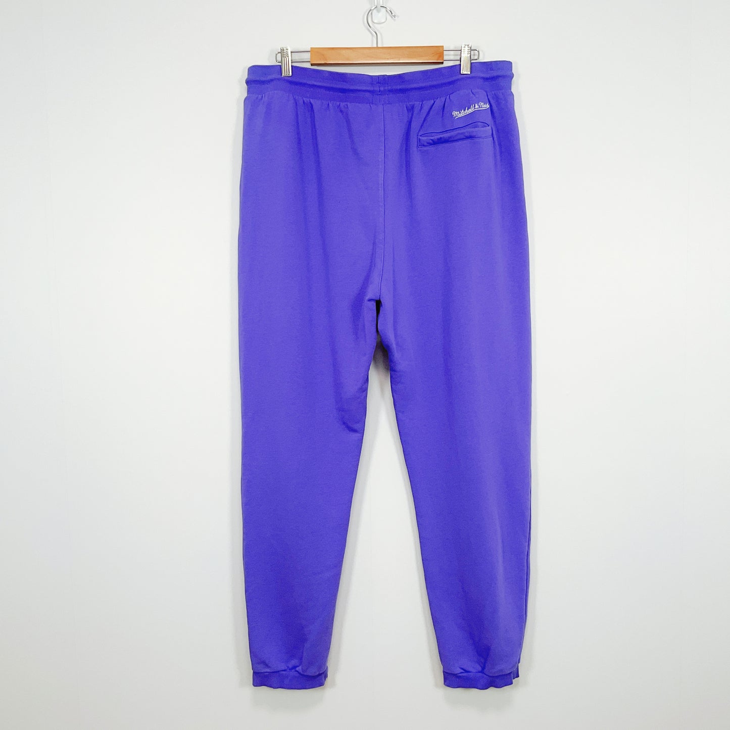 Mitchell & Ness Los Angeles Lakers NBA Champions Sweatpants – Purple Joggers
