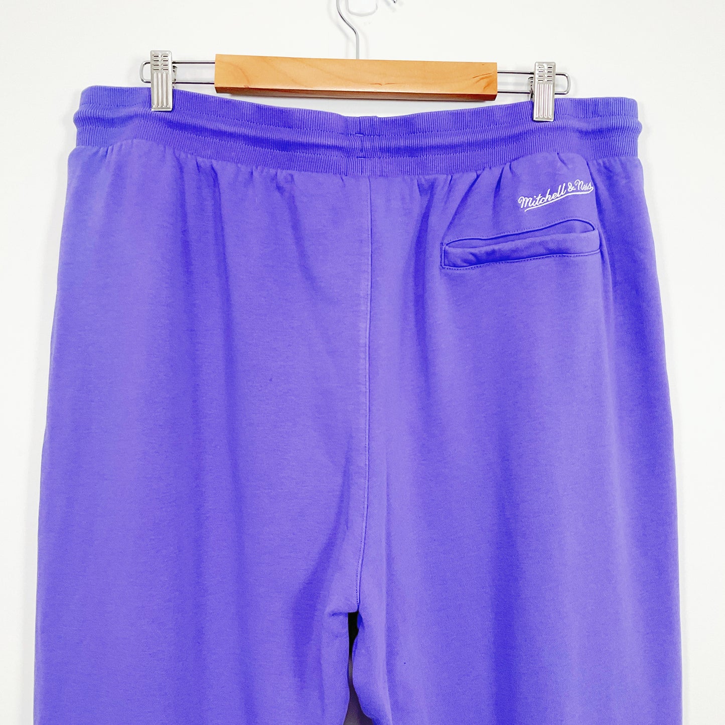 Mitchell & Ness Los Angeles Lakers NBA Champions Sweatpants – Purple Joggers