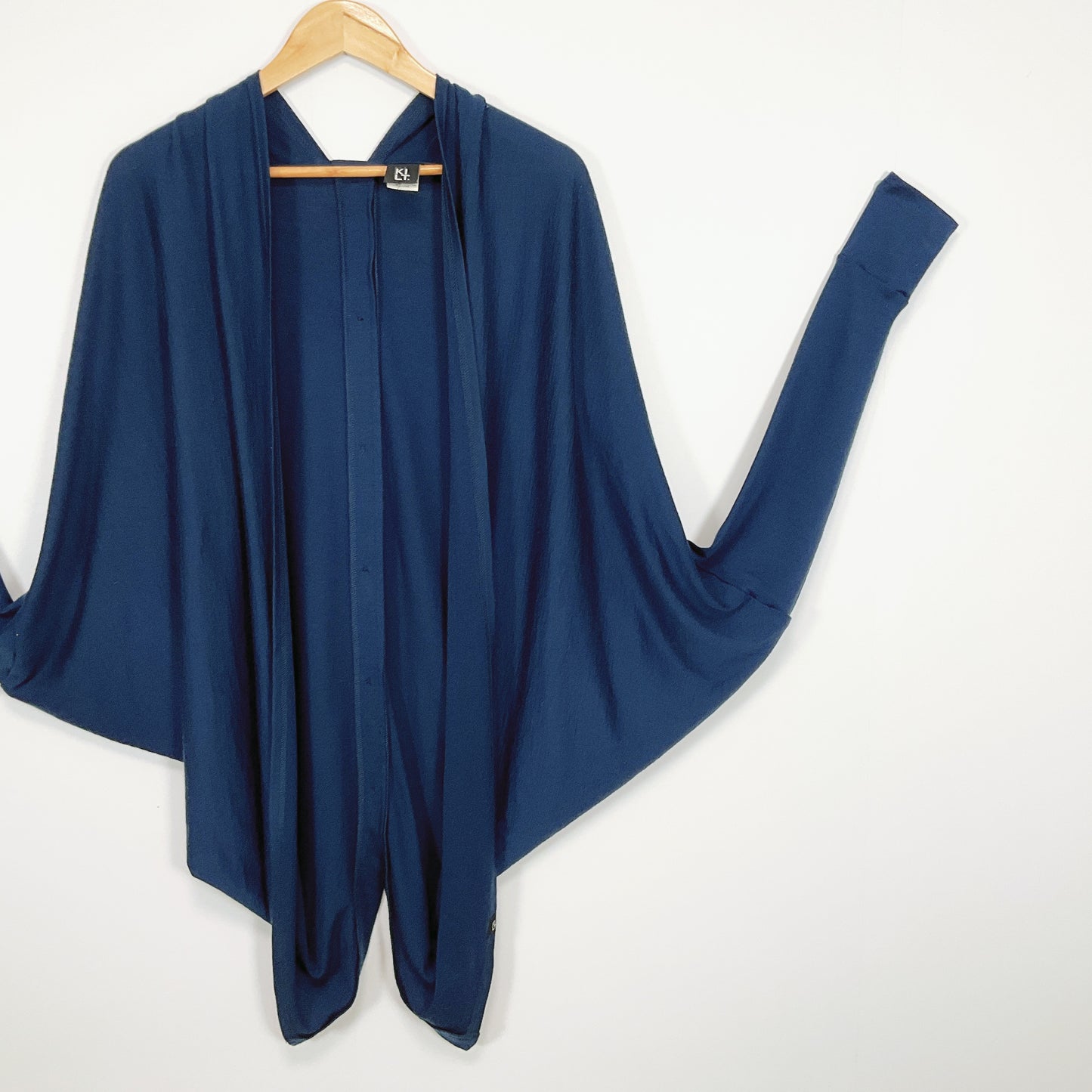 KILT - Sculptural Merino Wing‑Sleeve Cardi – NZ‑Made Artisan Knit