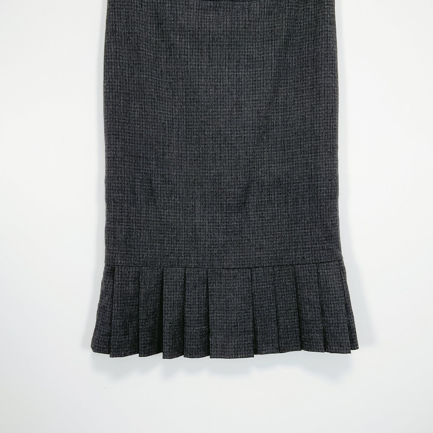 Cue - Midi Pleated Pencil Skirt