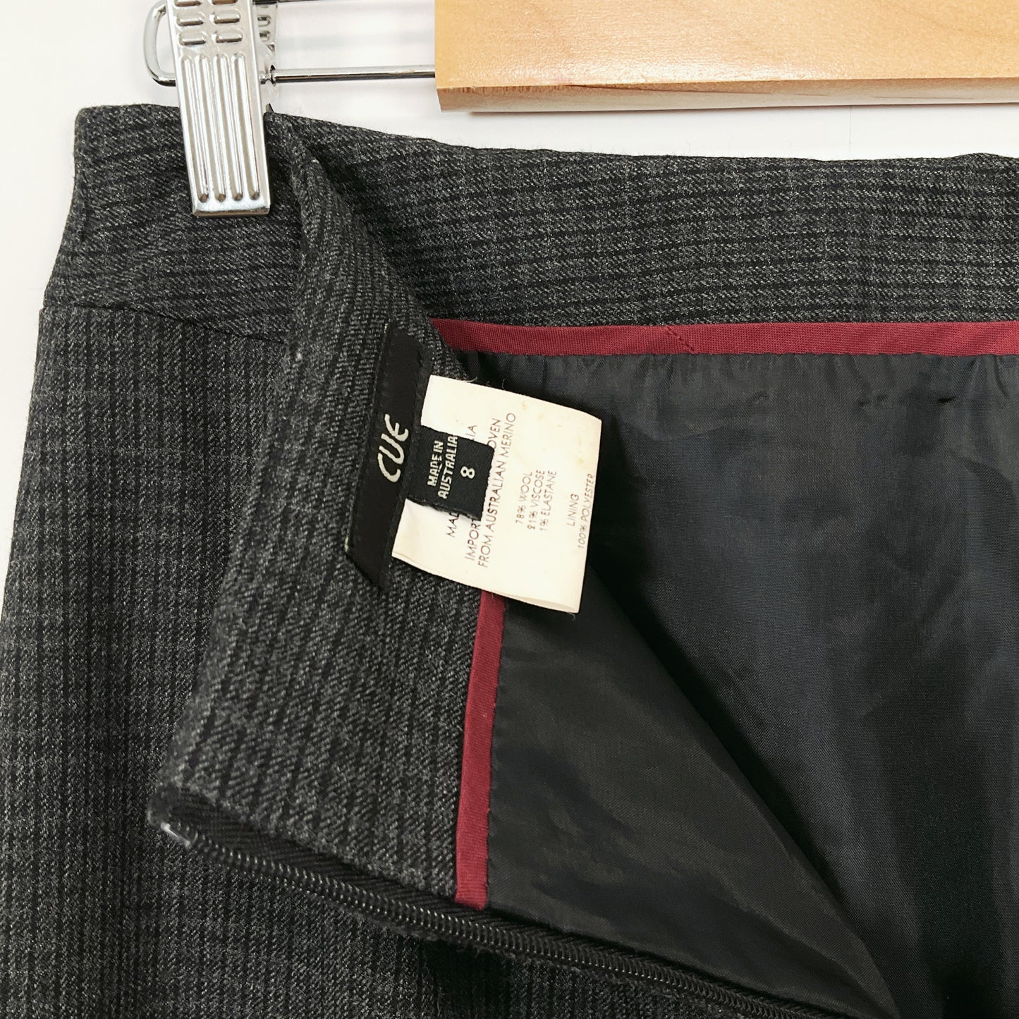 Cue - Midi Pleated Pencil Skirt