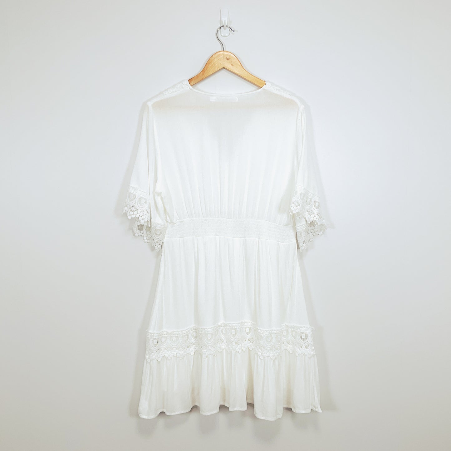 VINE APPAREL - White Midi Dress