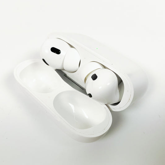 Apple AirPods Pro (2nd Gen) with MagSafe Charging Case (USB-C) – Great Condition