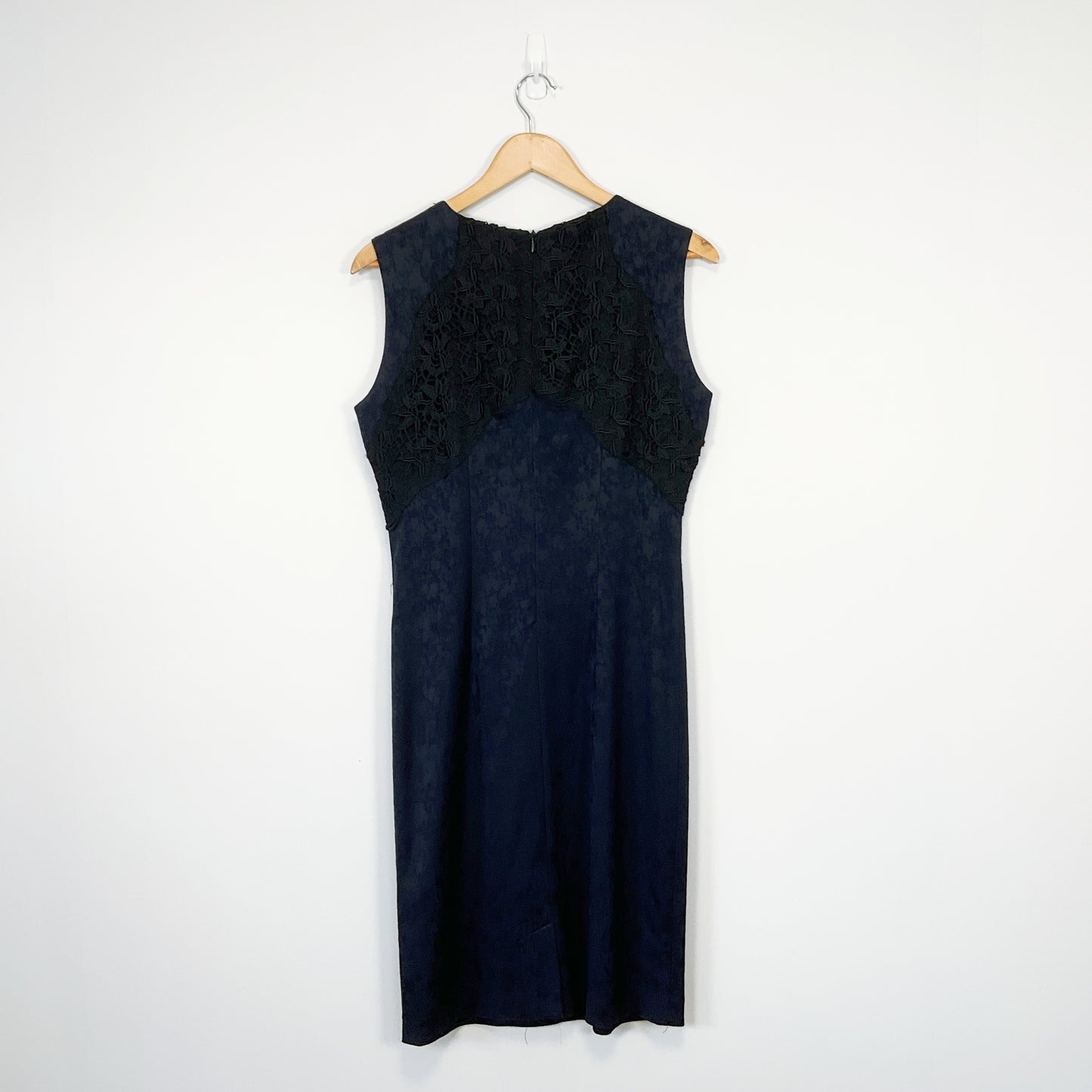 Verge - Donna Navy Dress