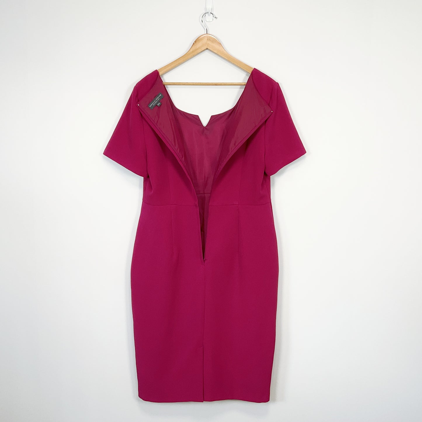 DOROTHY PERKINS - Women Magenta Solid Sheath Dress