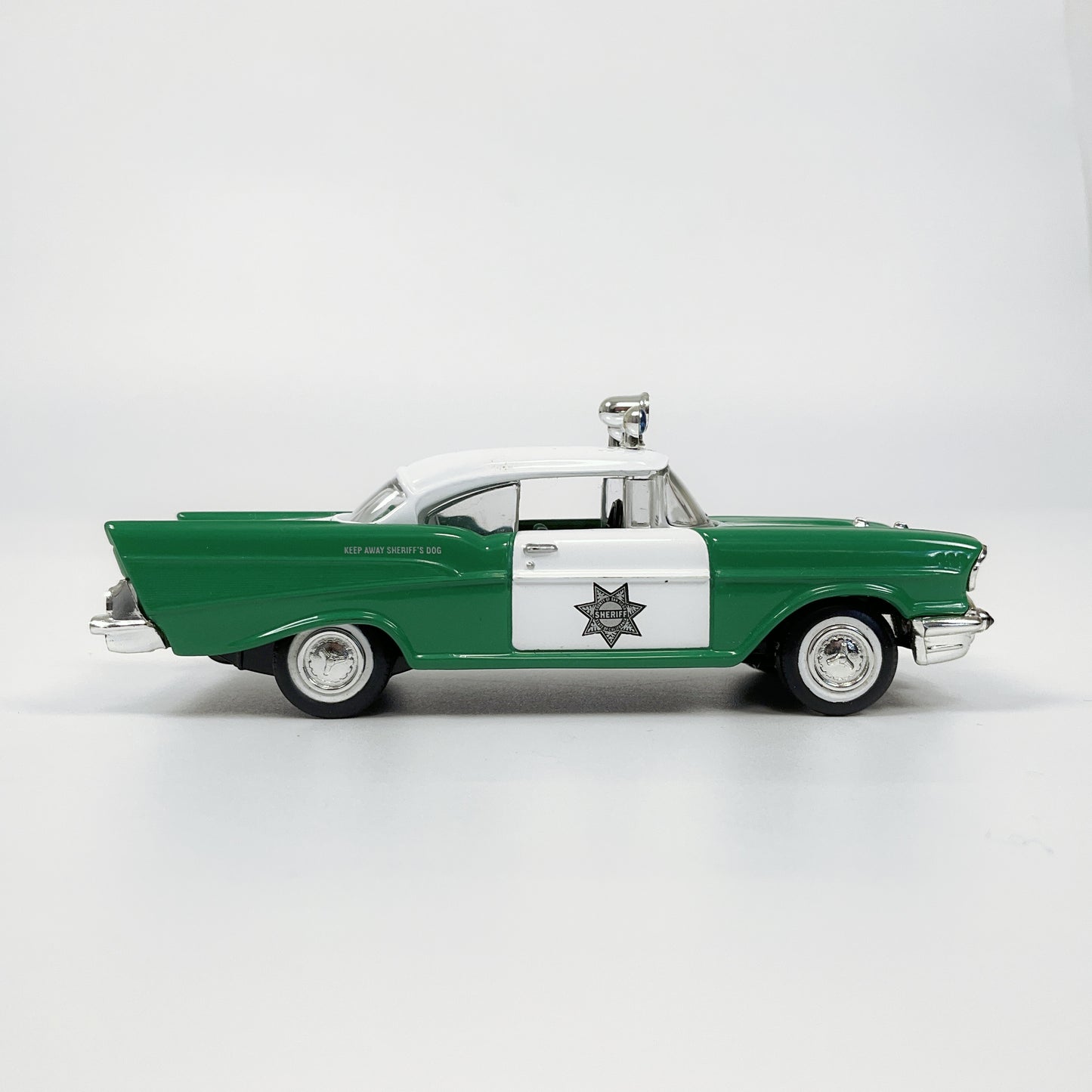 CORGI CLASSICS - 51301 Chevrolet Sheriff's Car - Diecast Model 1:43