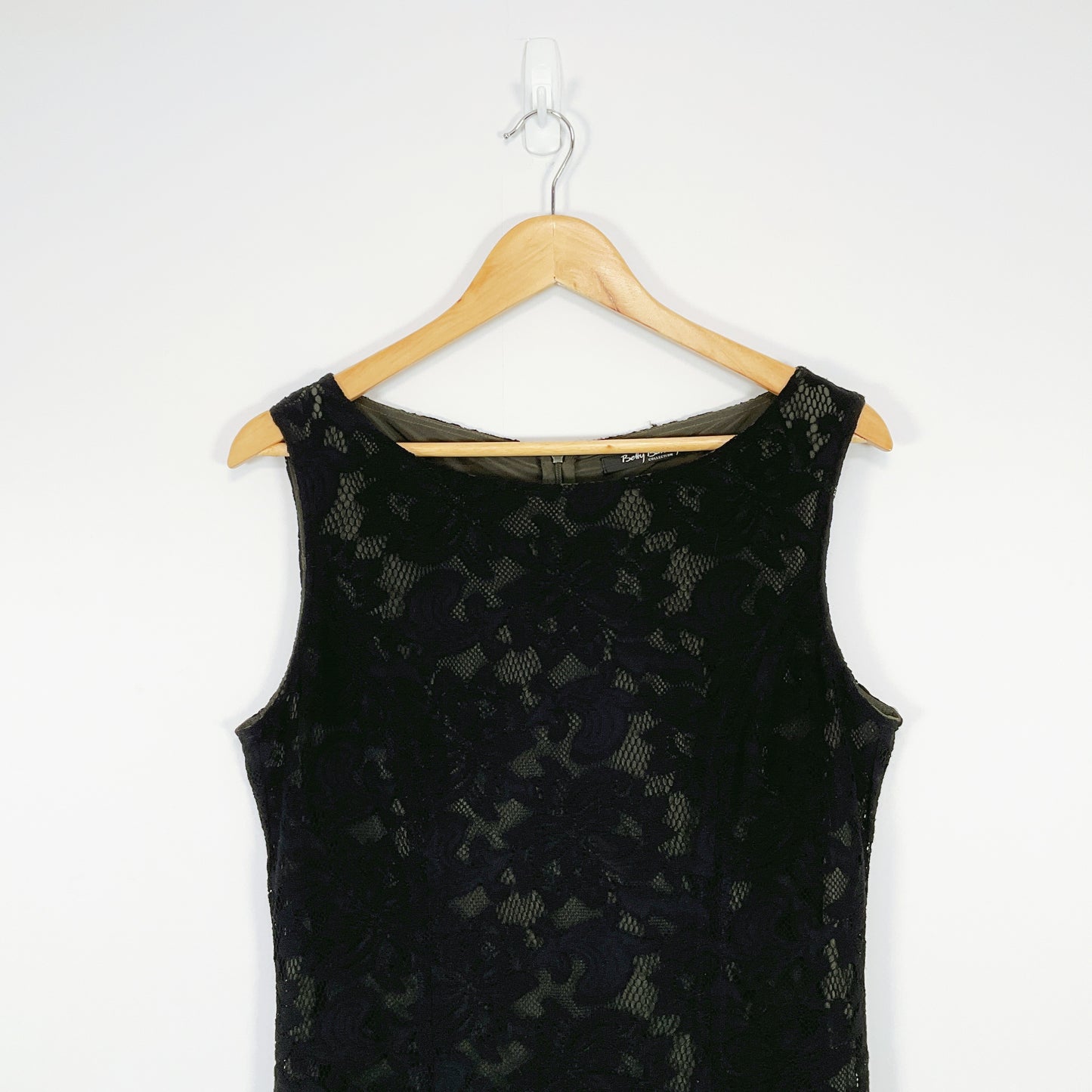 Belly Barclay - Classic Black Lace Sleeveless Dress