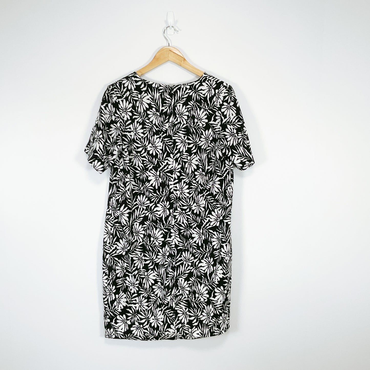 Veronika Maine - Black White Floral Flower Print Dress