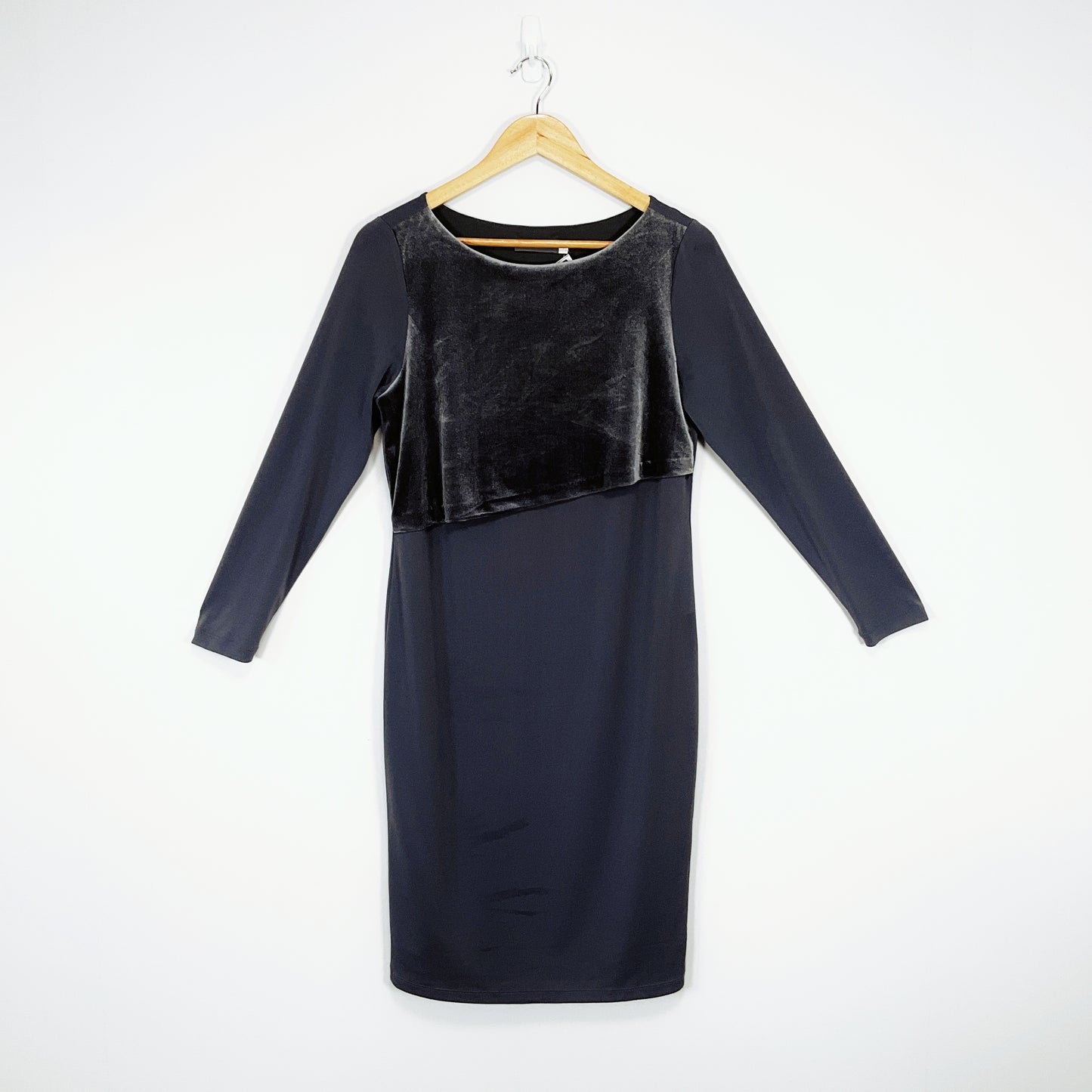 Mint Velvet - Grey Contrast Dress