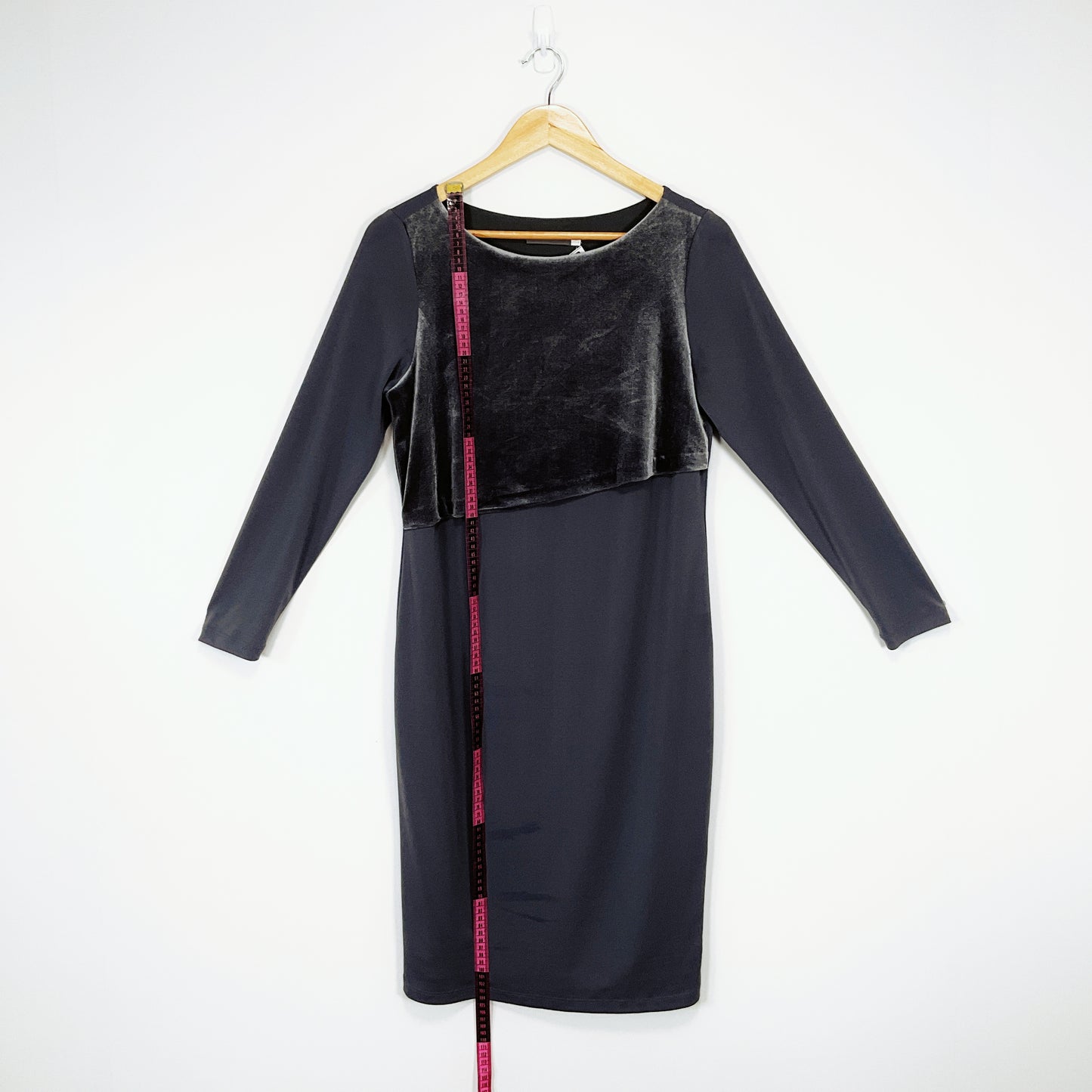 Mint Velvet - Grey Contrast Dress