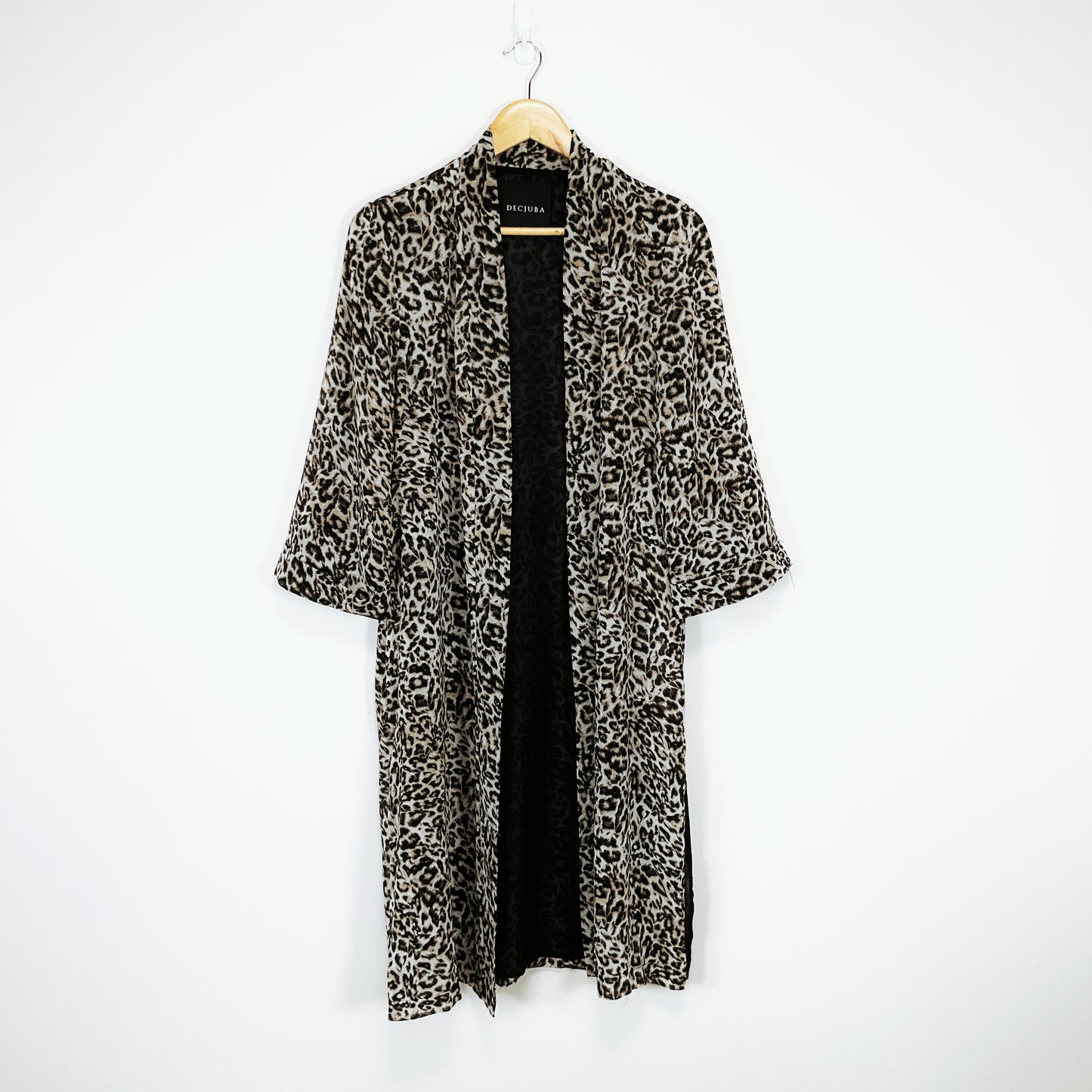 Decjuba - Leopard Print Cover-up