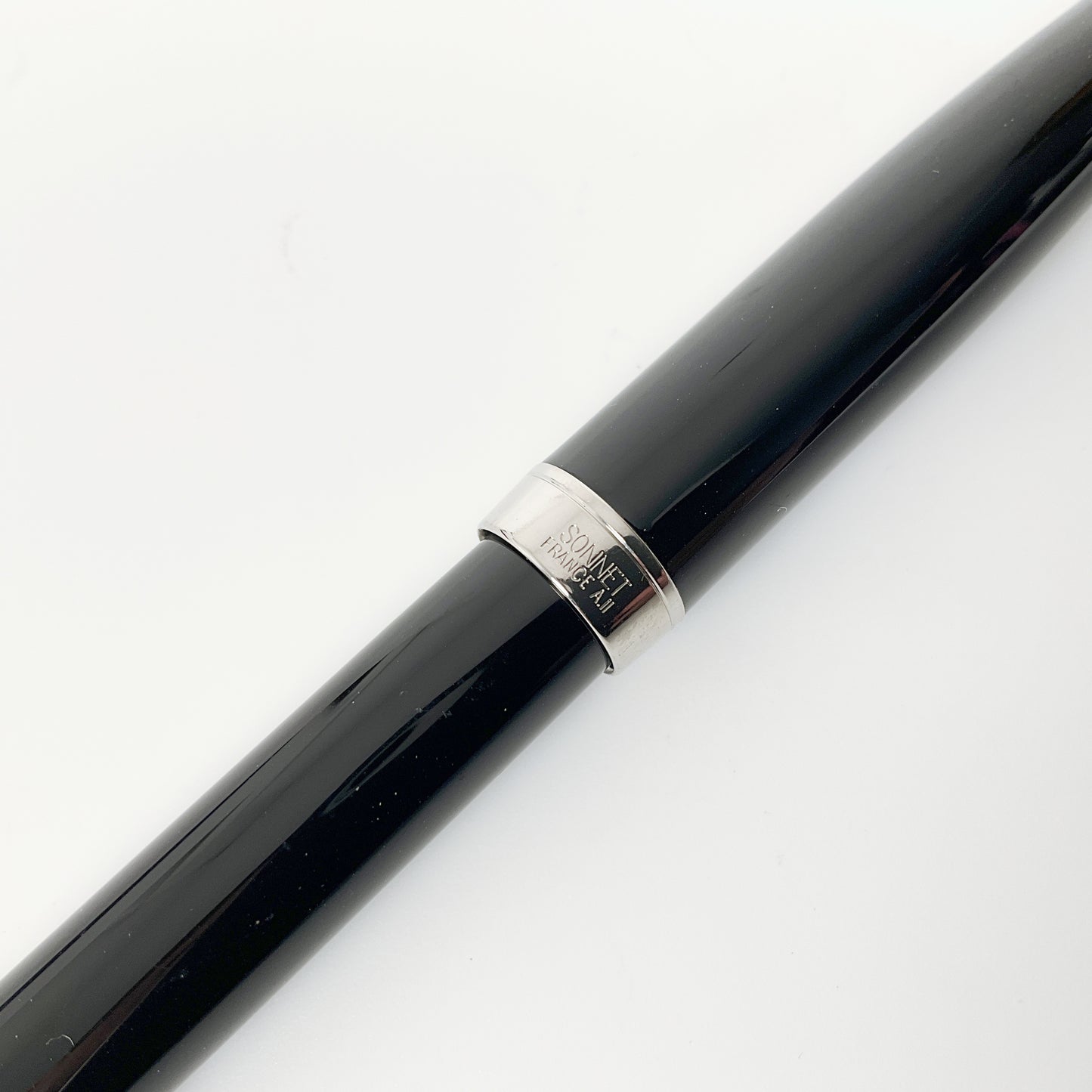 Parker Hoodie Sonnet Fountain Pen Black Nib 18K -750