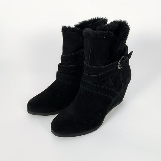 Hush Puppies - Heel Wedge Jasper Boots