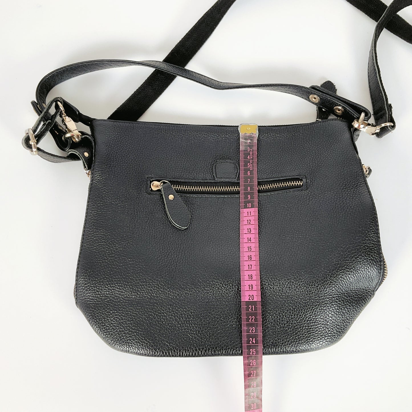 Classic Black Shoulder/Crossbody Bag – Unbranded, Leather Look