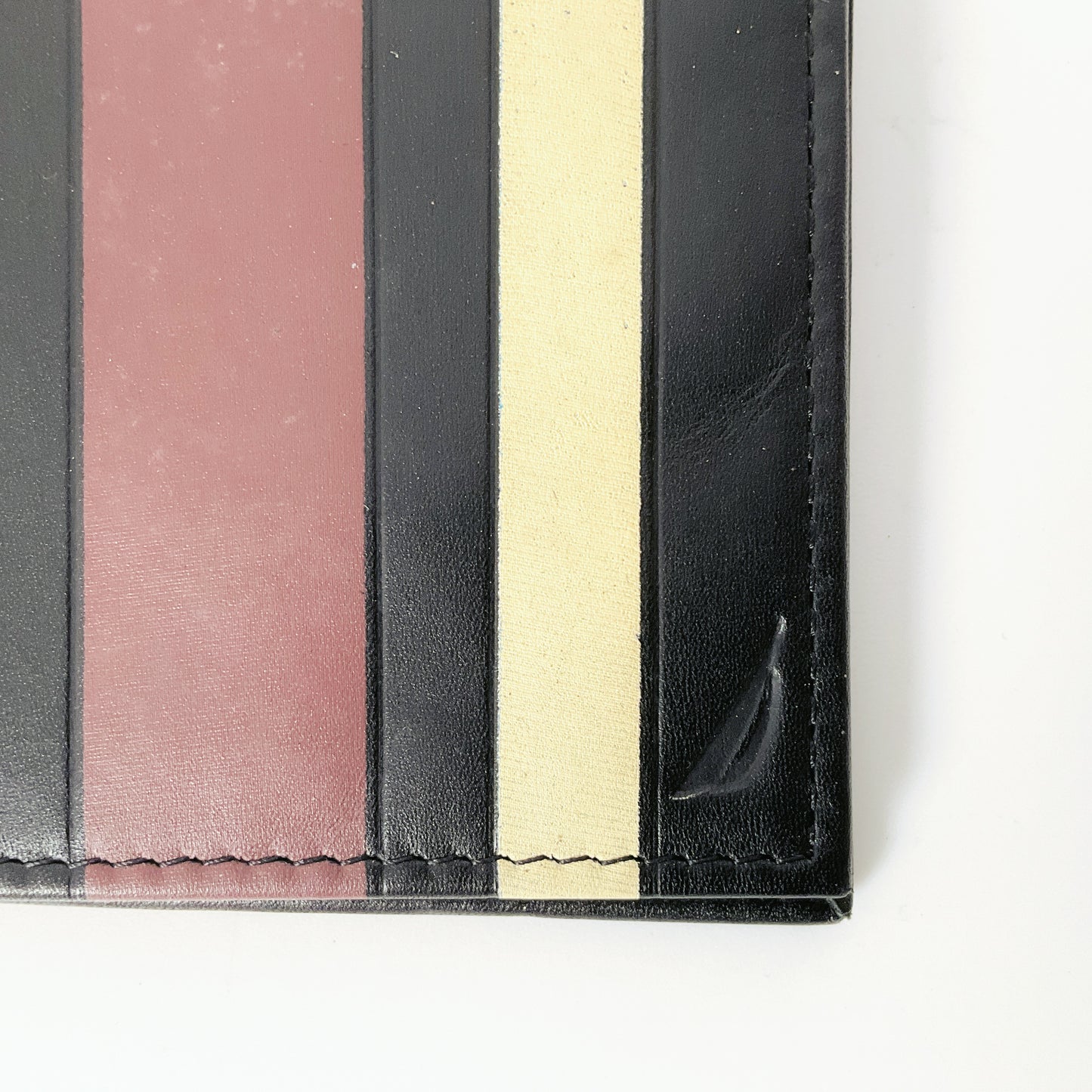 Nautica - Small Leather Billfold Wallet
