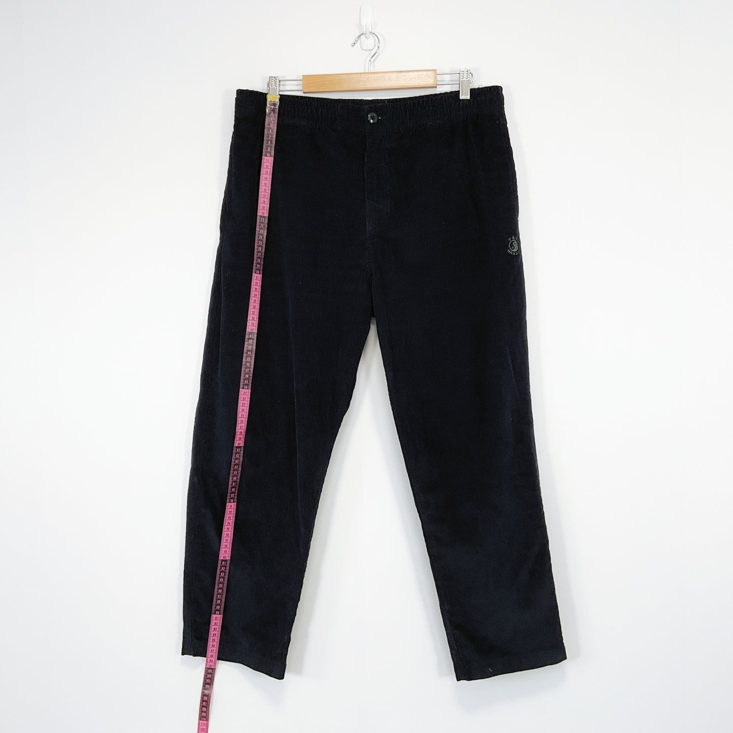 T & C HAWAII - Black Corduroy Pants