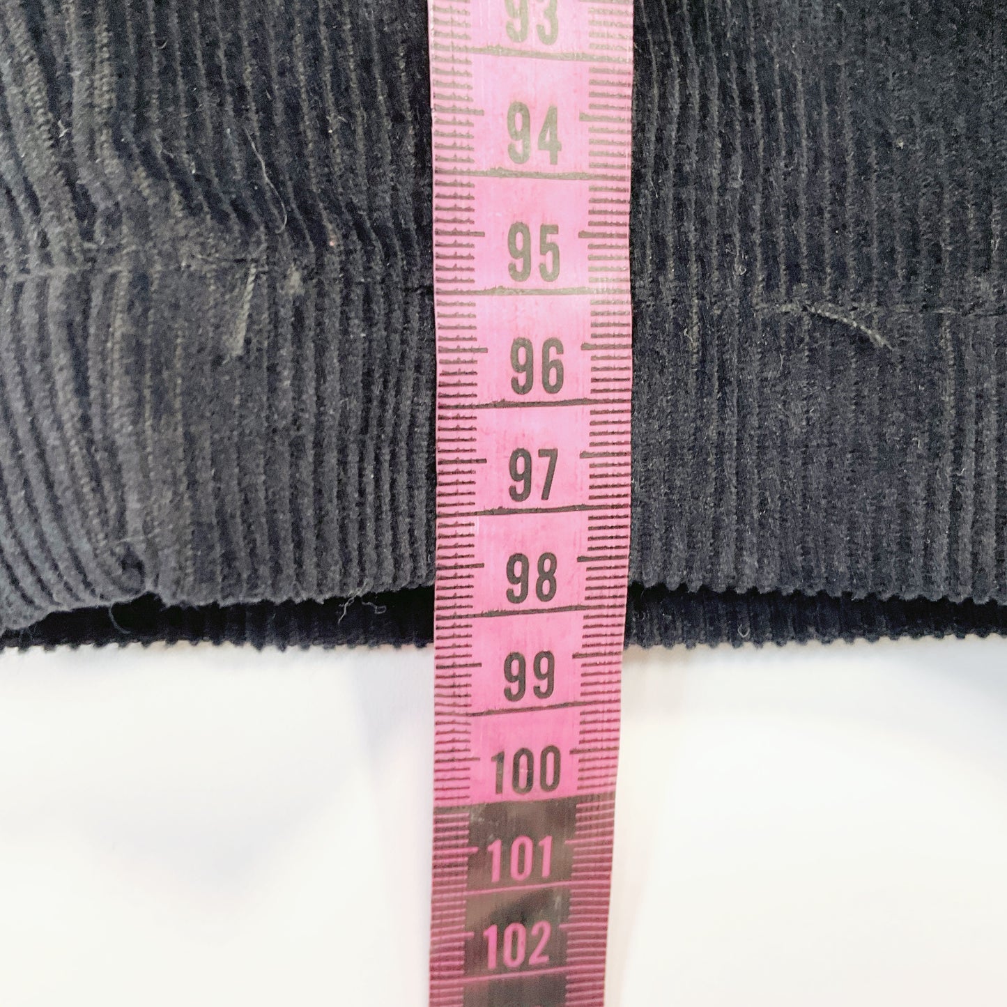 T & C HAWAII - Black Corduroy Pants