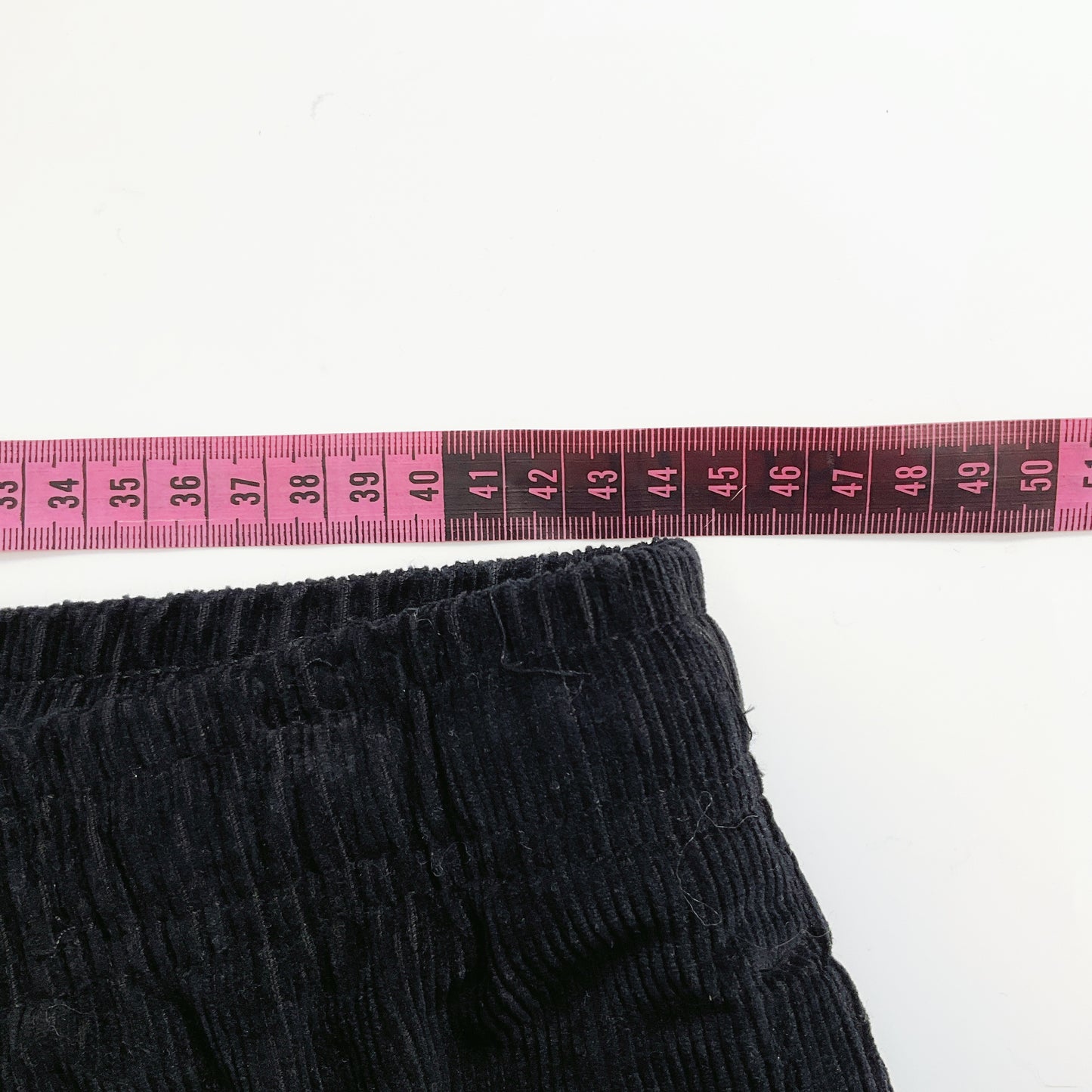 T & C HAWAII - Black Corduroy Pants