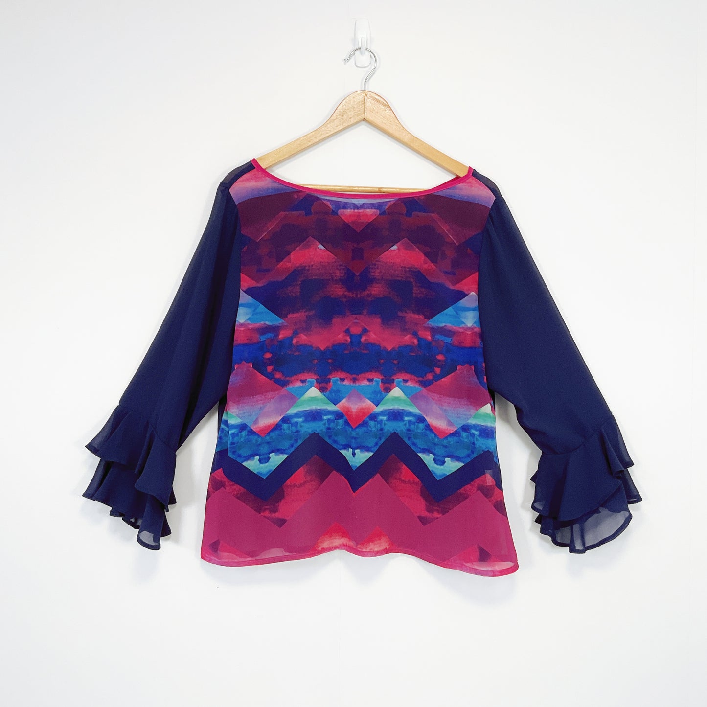PIA Boutique - Geometric Print Top