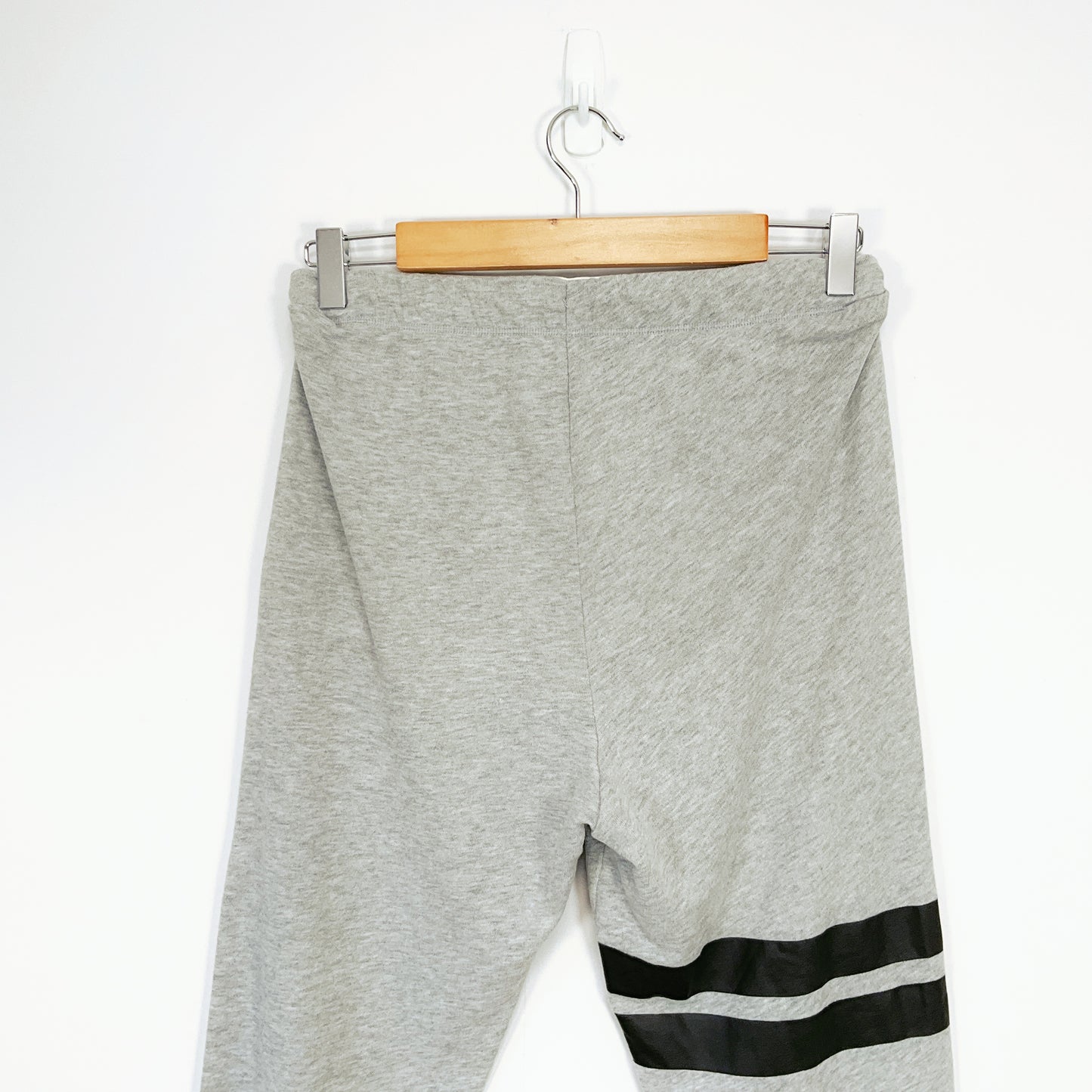 PINK Victoria’s Secret - Sweatpants in grey