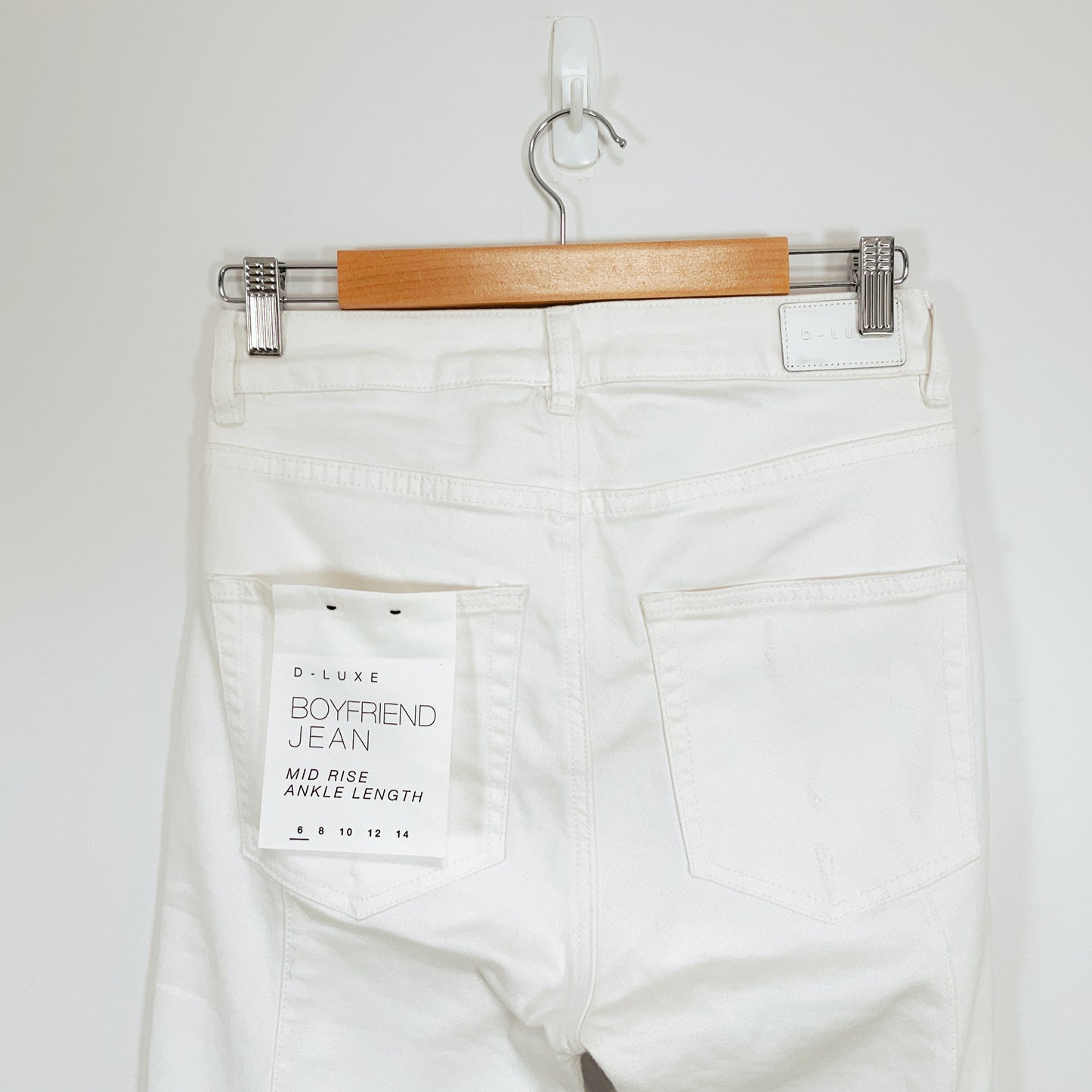 DECJUBA - D-Luxe Boyfriend Jean in White