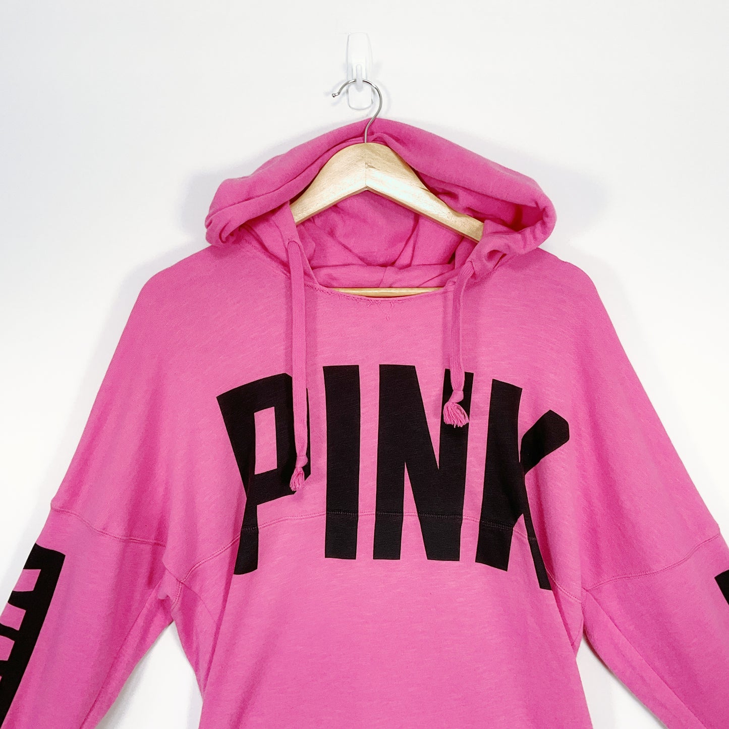 PINK Victoria’s Secret - Pink Long Sleeve Hoodie