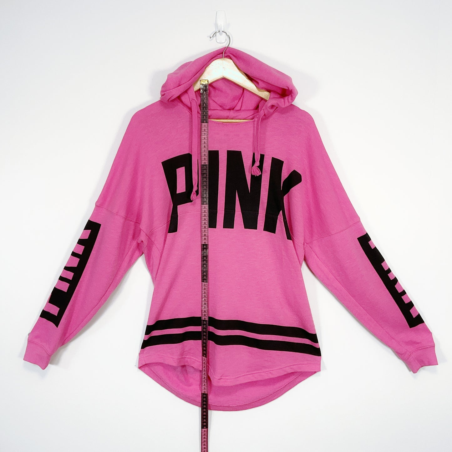 PINK Victoria’s Secret - Pink Long Sleeve Hoodie