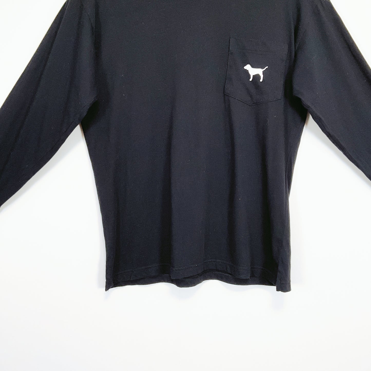 PINK Victoria’s Secret - black long sleeve top