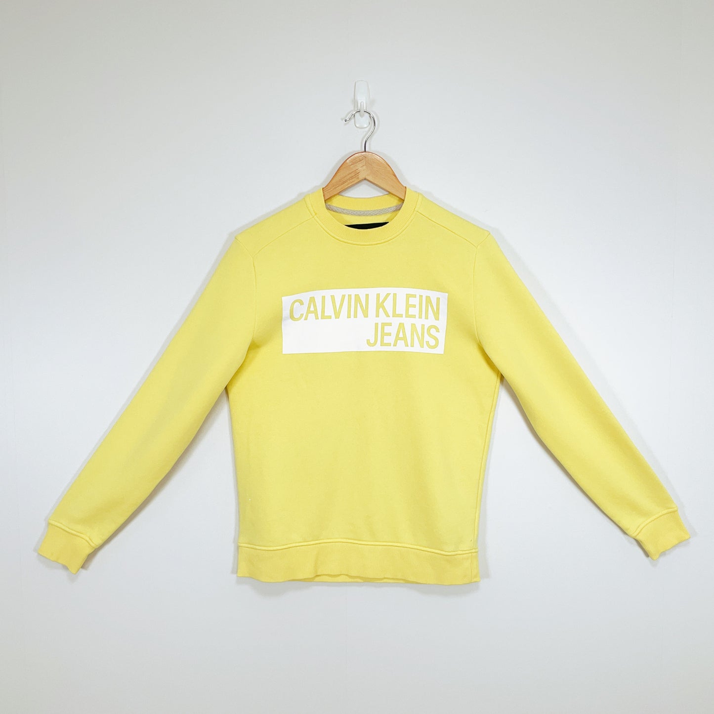 Calvin Klein Jeans - Long Sleeve Sweater in Yellow