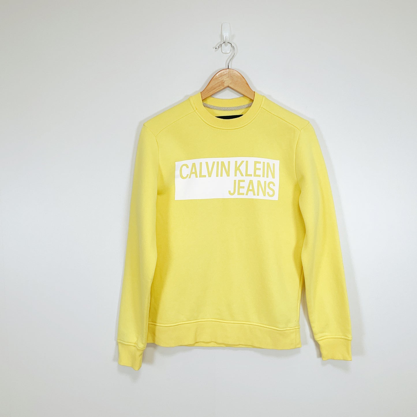 Calvin Klein Jeans - Long Sleeve Sweater in Yellow