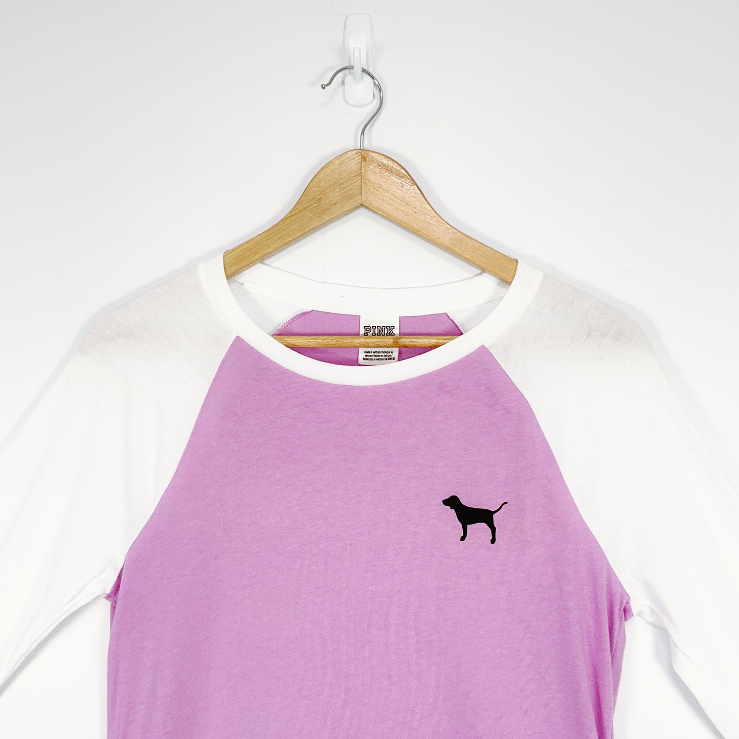 PINK by Victoria's Secret - Raglan Tee
