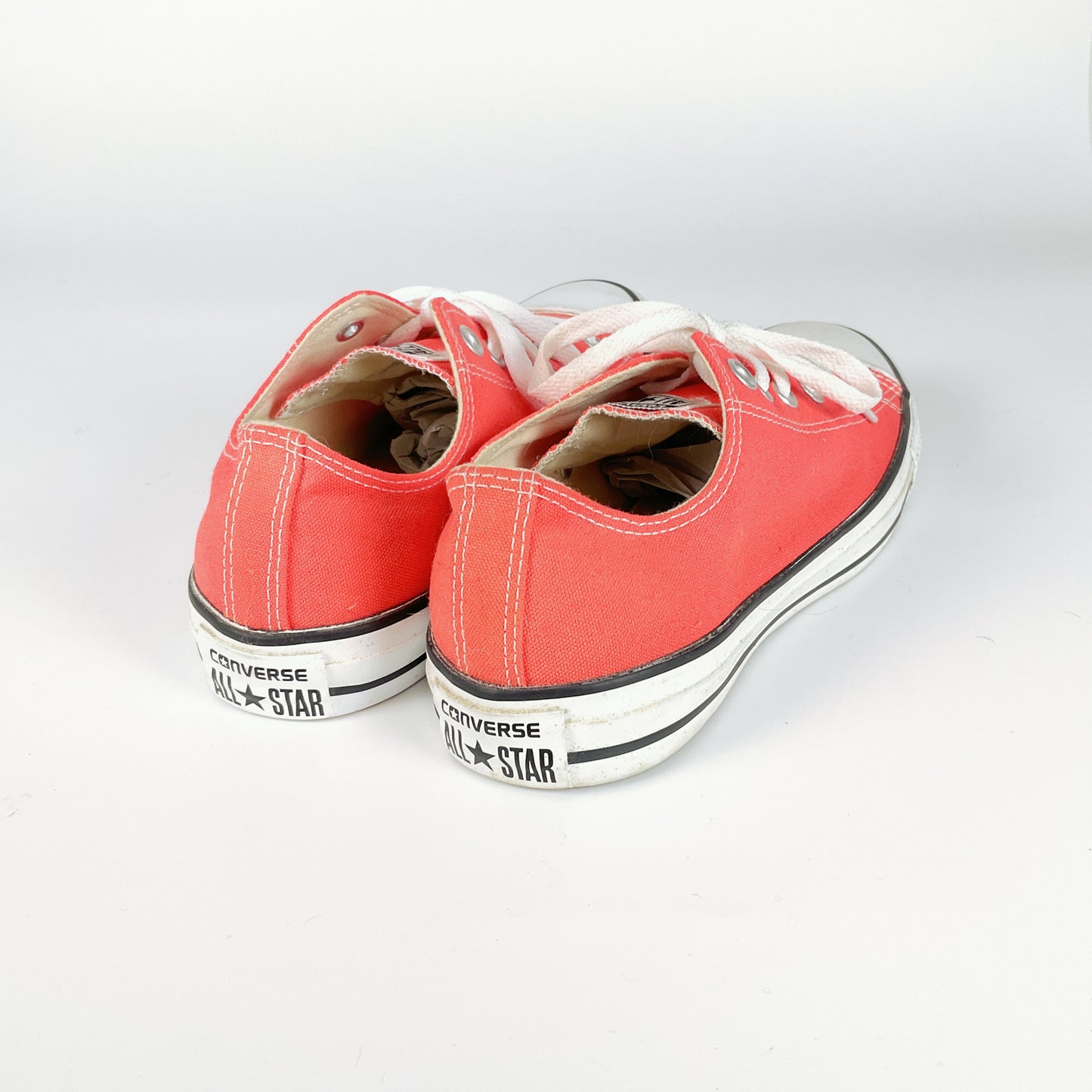 CONVERSE ALL STAR Chuck Taylor Low Top Sneakers in Red (Unisex)
